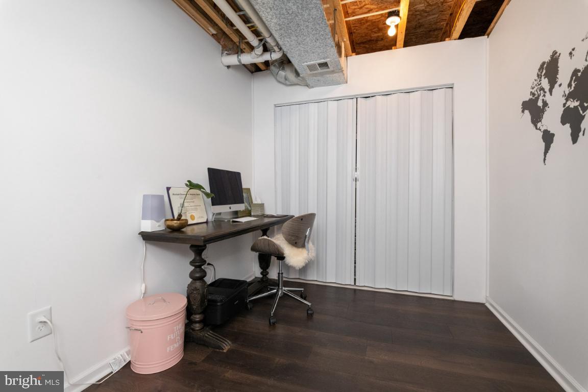 TANYARD SPRINGS - Residential Lease