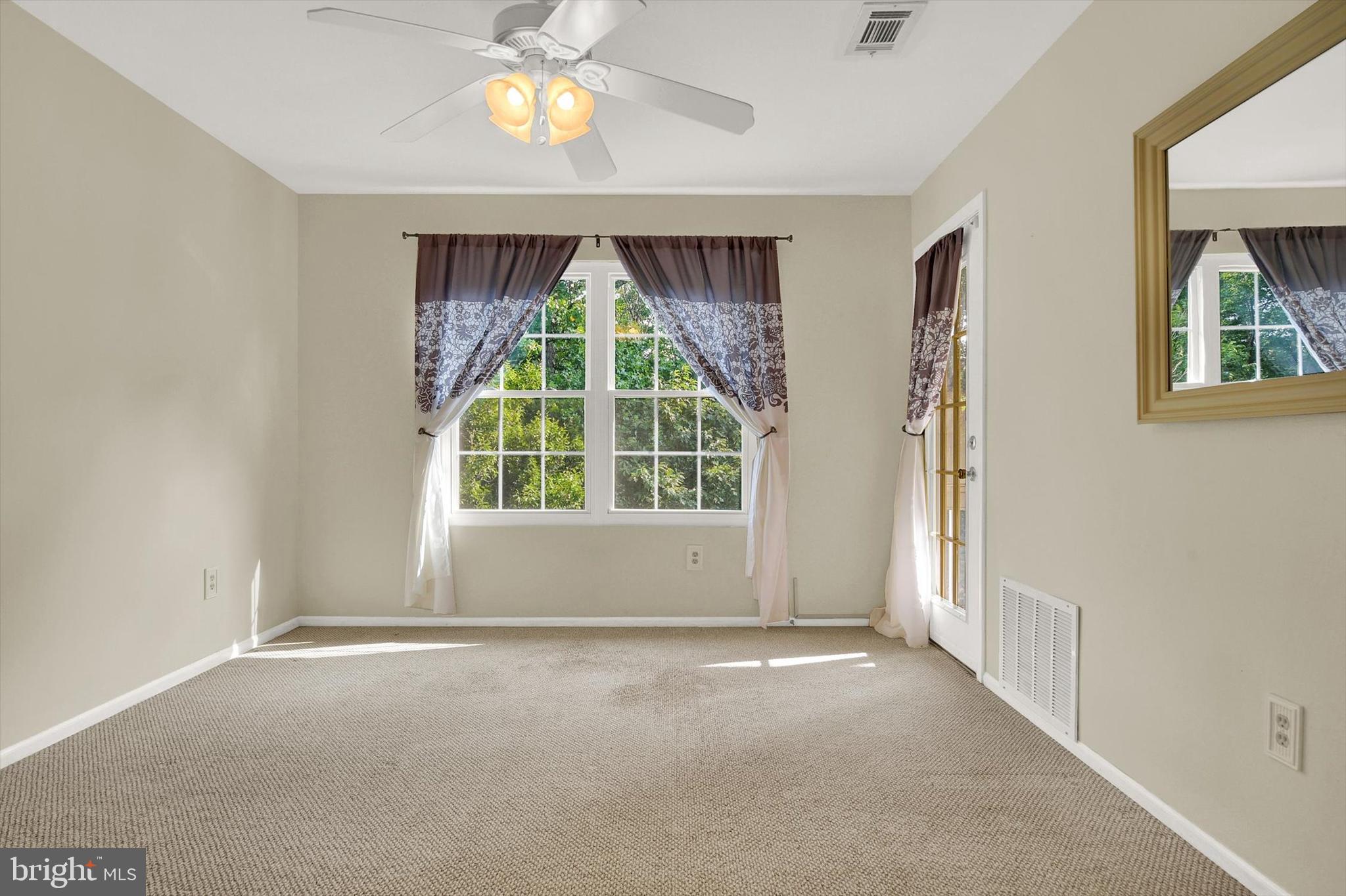 ENGLISH COUNTRY MANOR - Residential