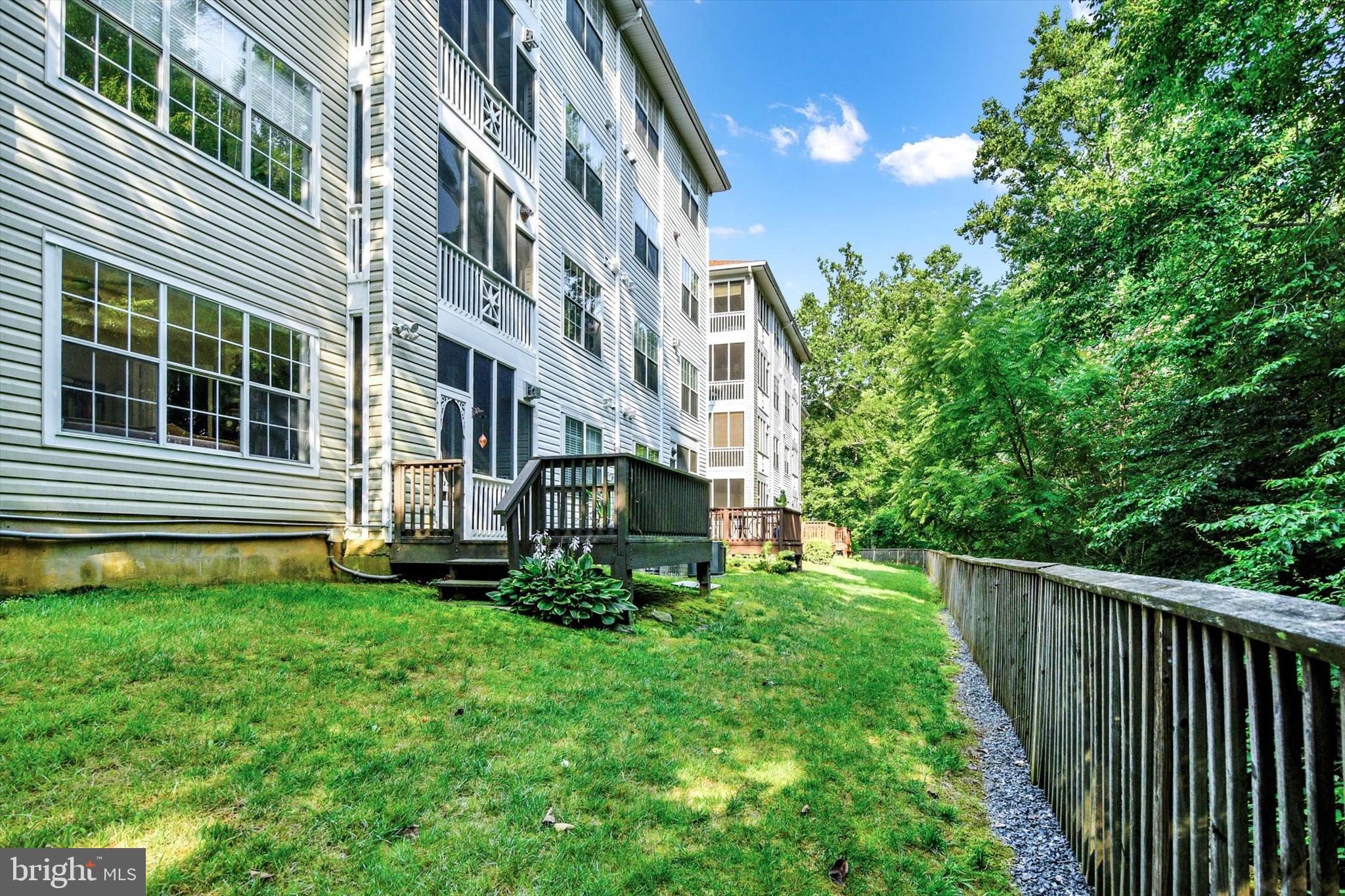 ENGLISH COUNTRY MANOR - Residential