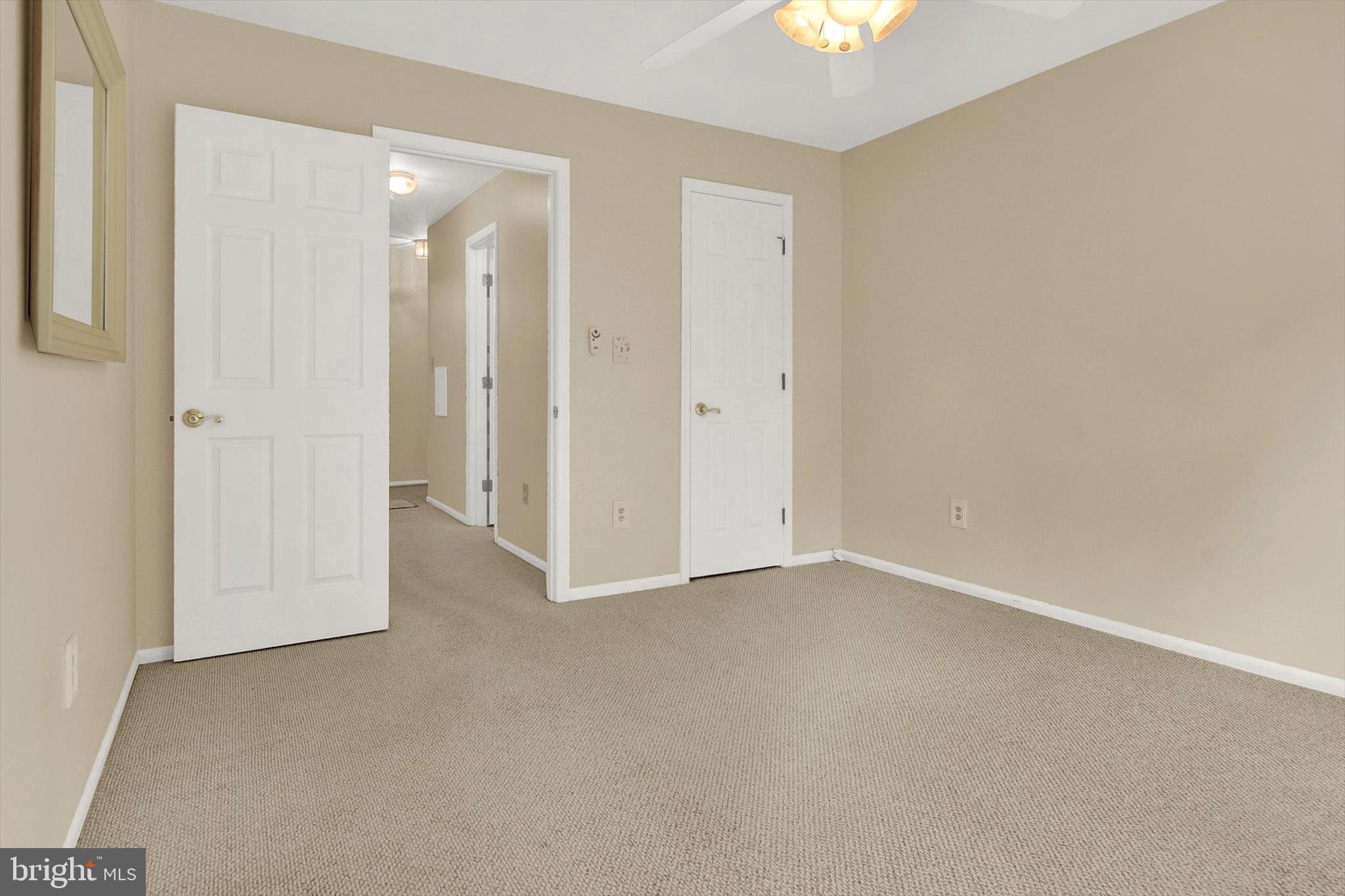 ENGLISH COUNTRY MANOR - Residential