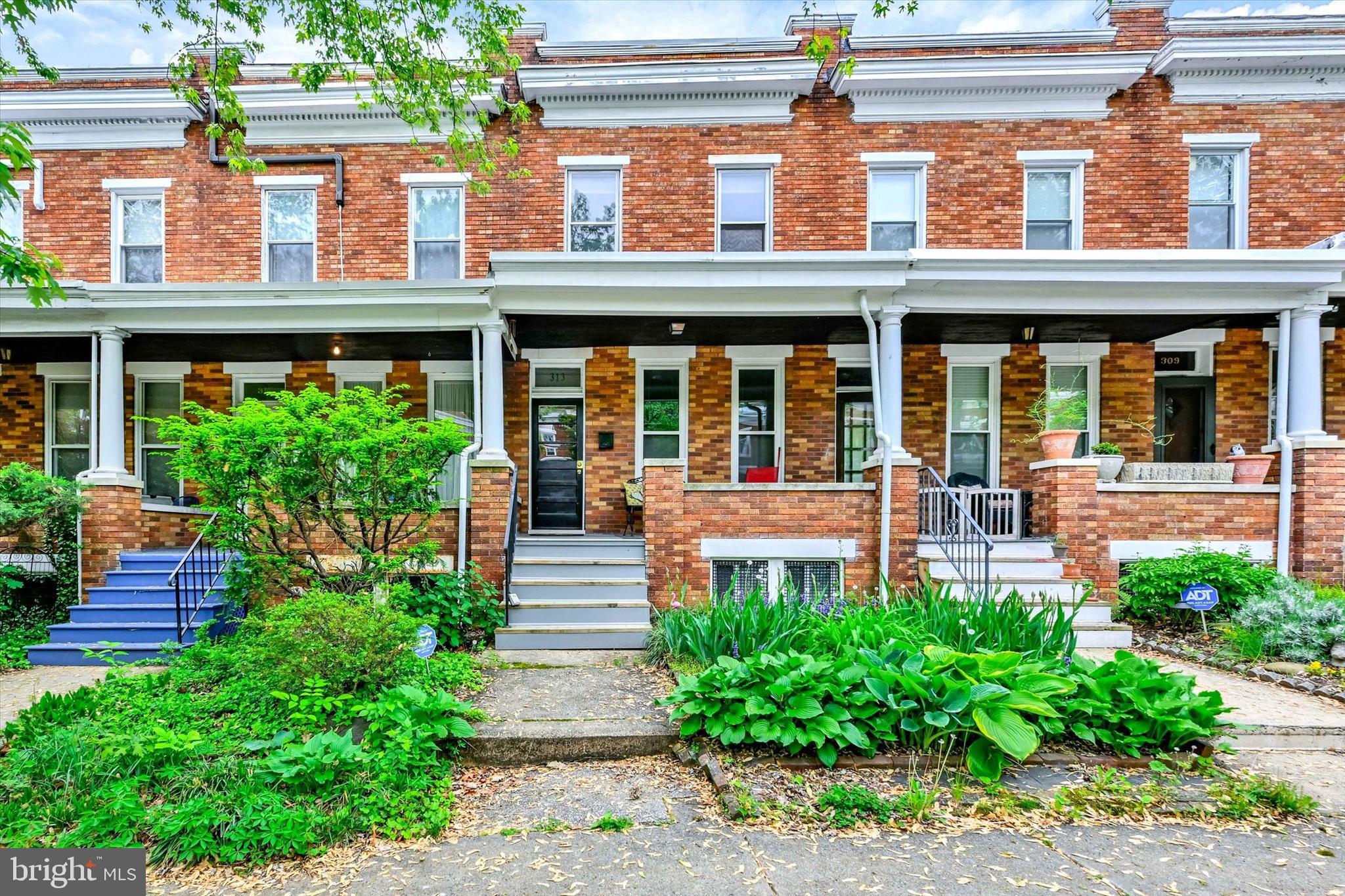 OAKENSHAWE - Residential