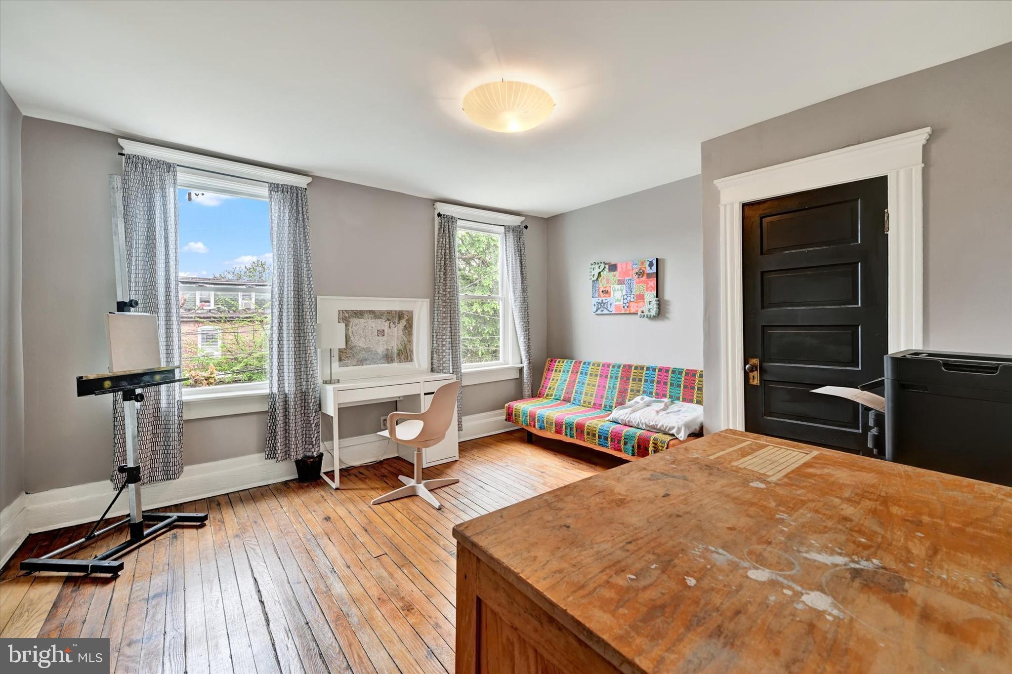 OAKENSHAWE - Residential