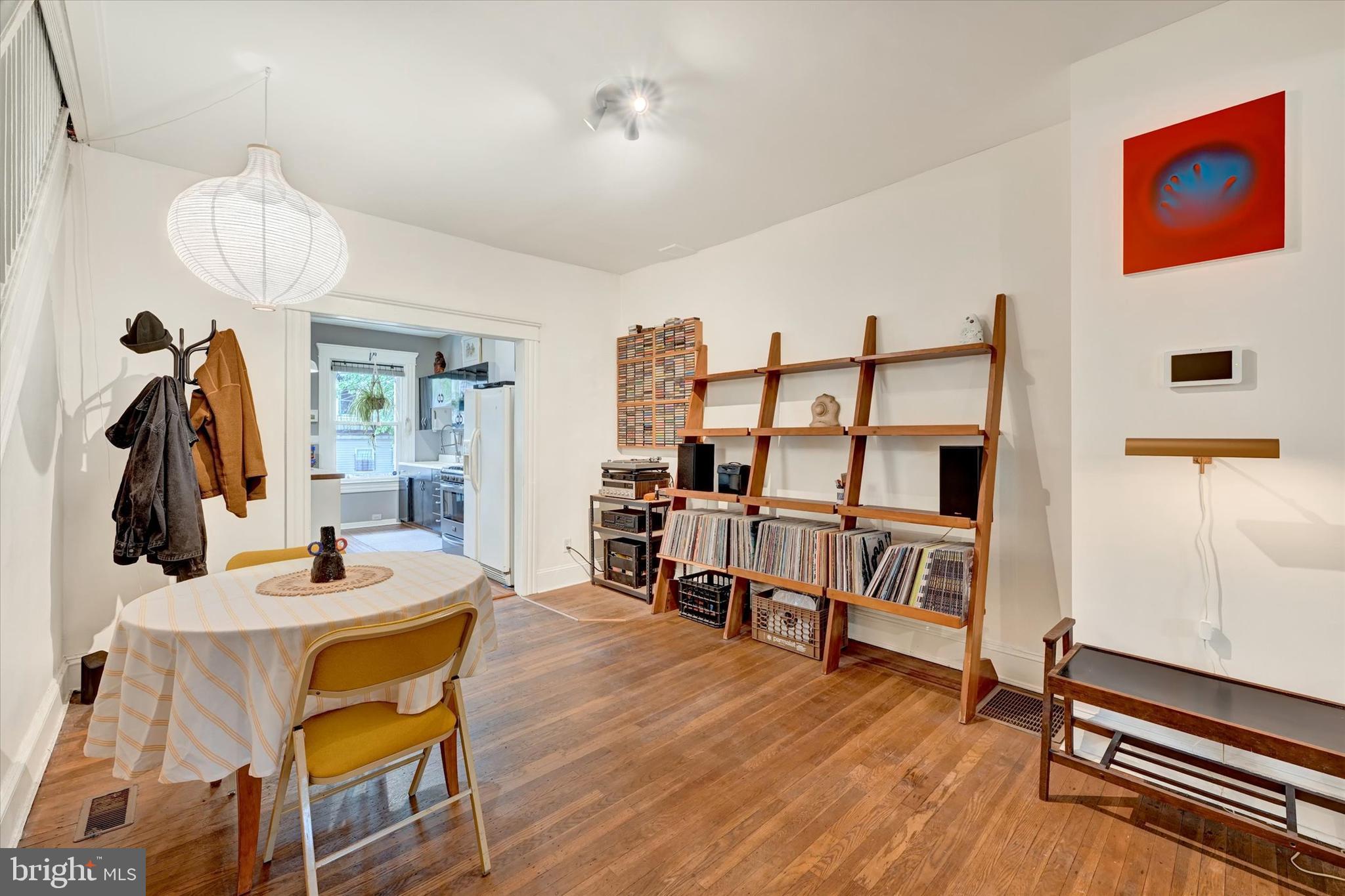 OAKENSHAWE - Residential