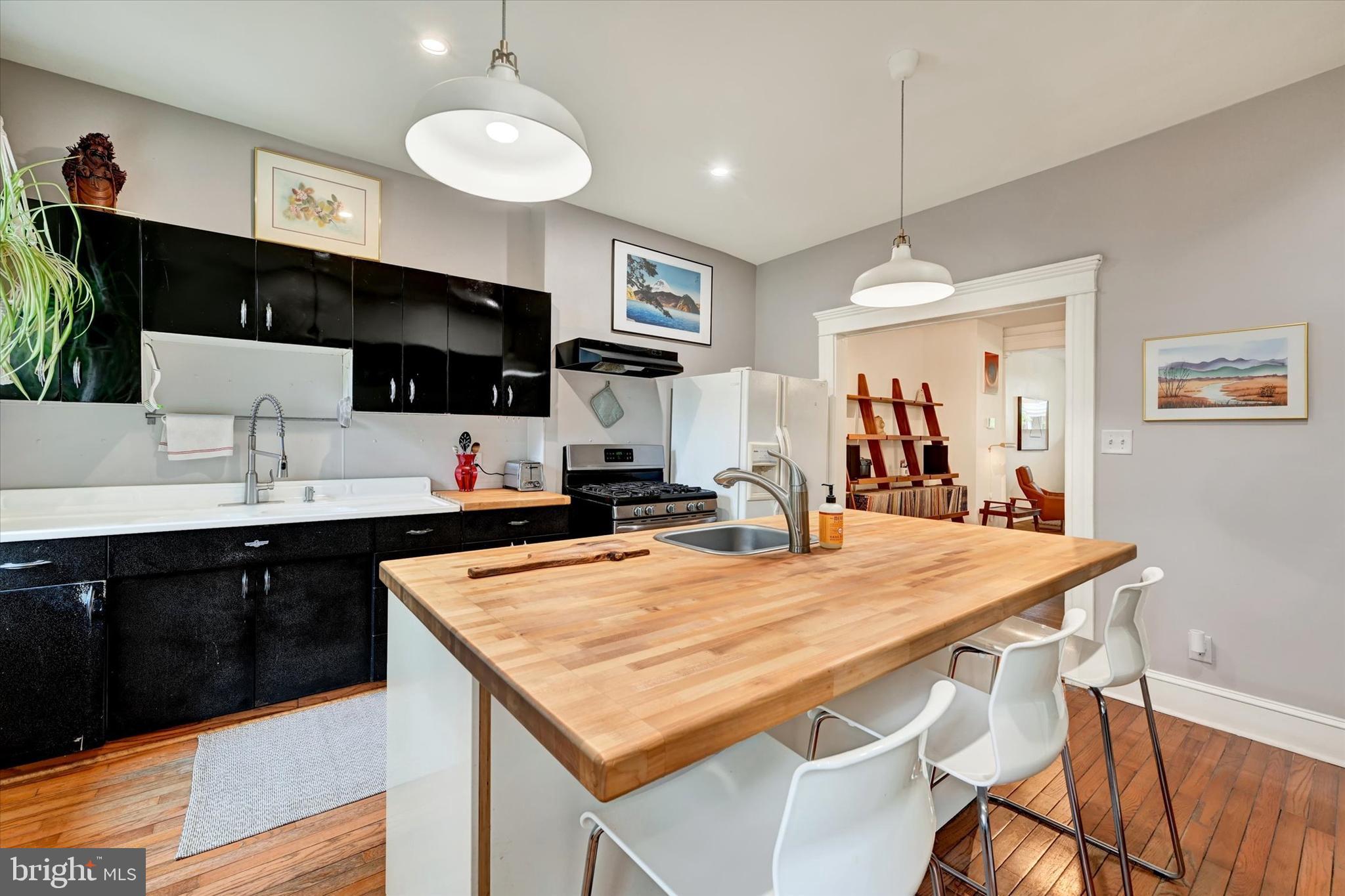 OAKENSHAWE - Residential