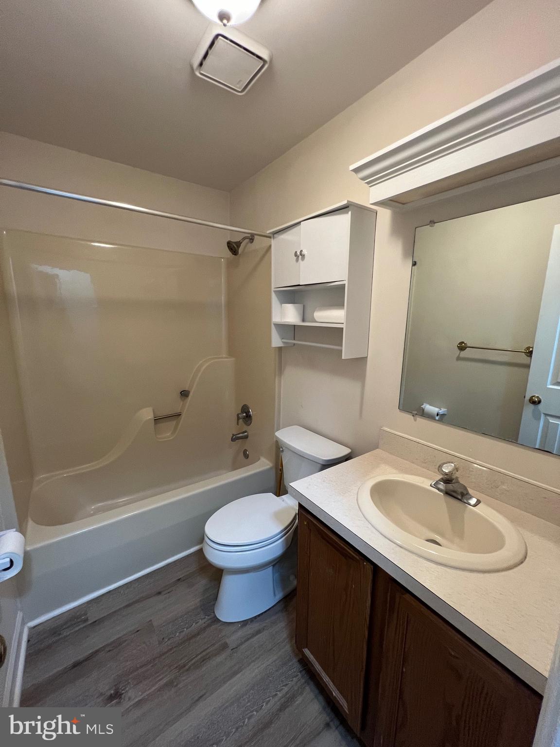 MULBERRY GREENS - Residential Lease