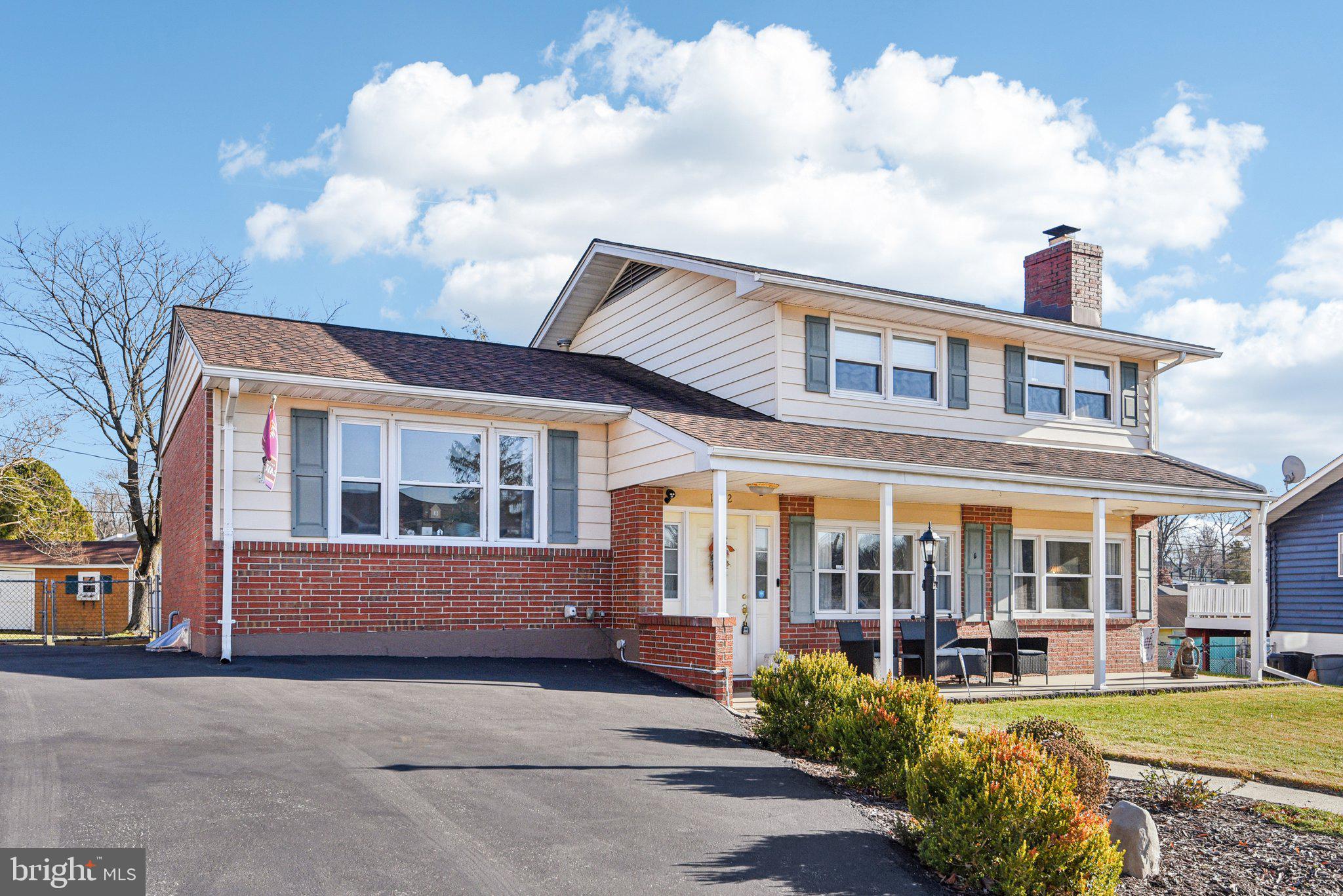 HIGH POINT - Residential