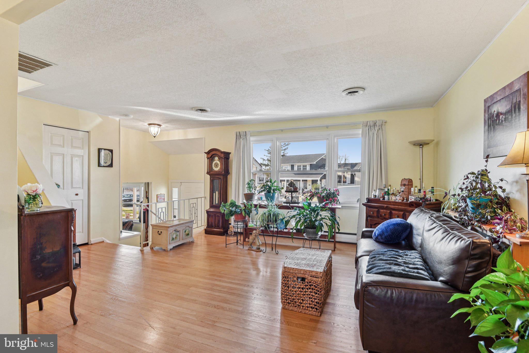 HIGH POINT - Residential