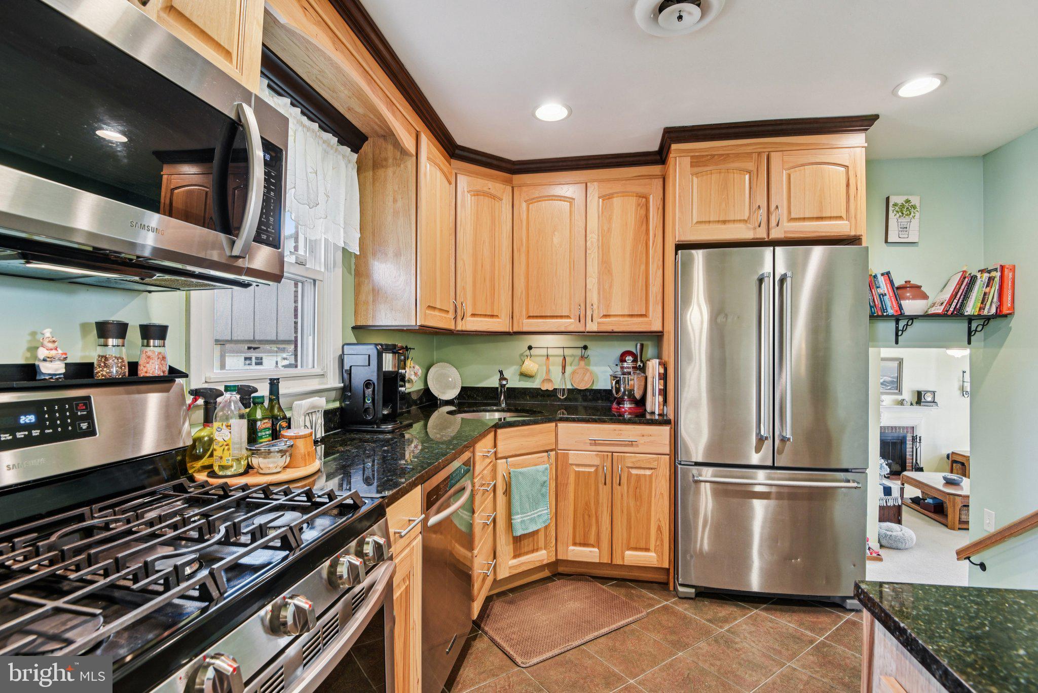 HIGH POINT - Residential