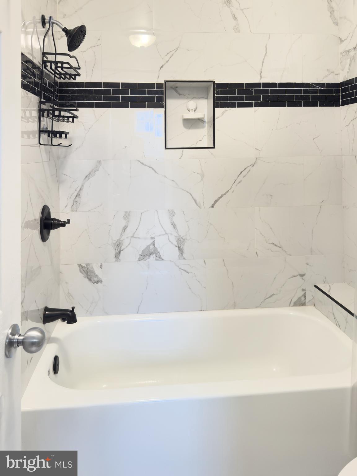 LAYHILL SOUTH - Residential Lease