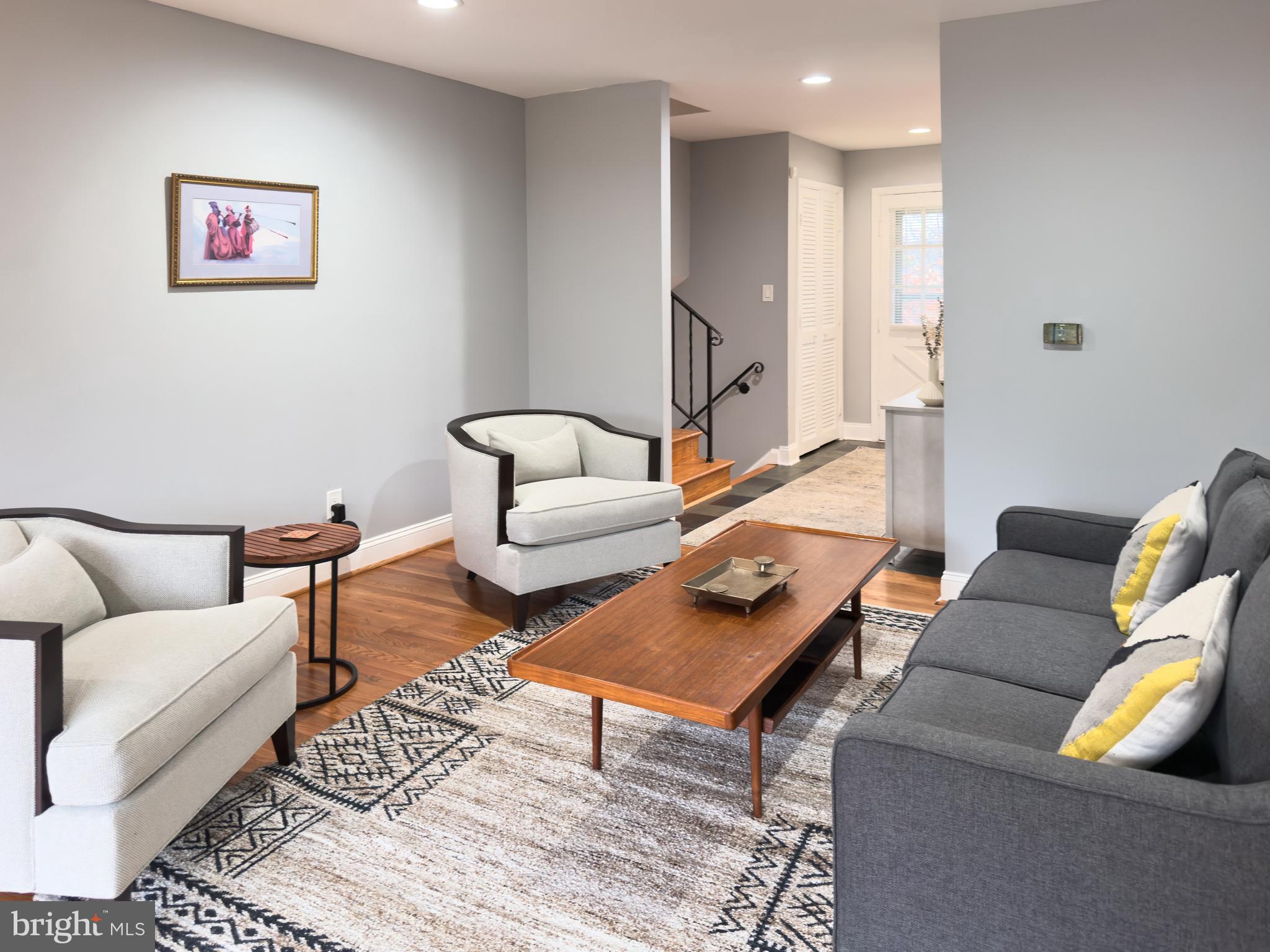 LAYHILL SOUTH - Residential Lease