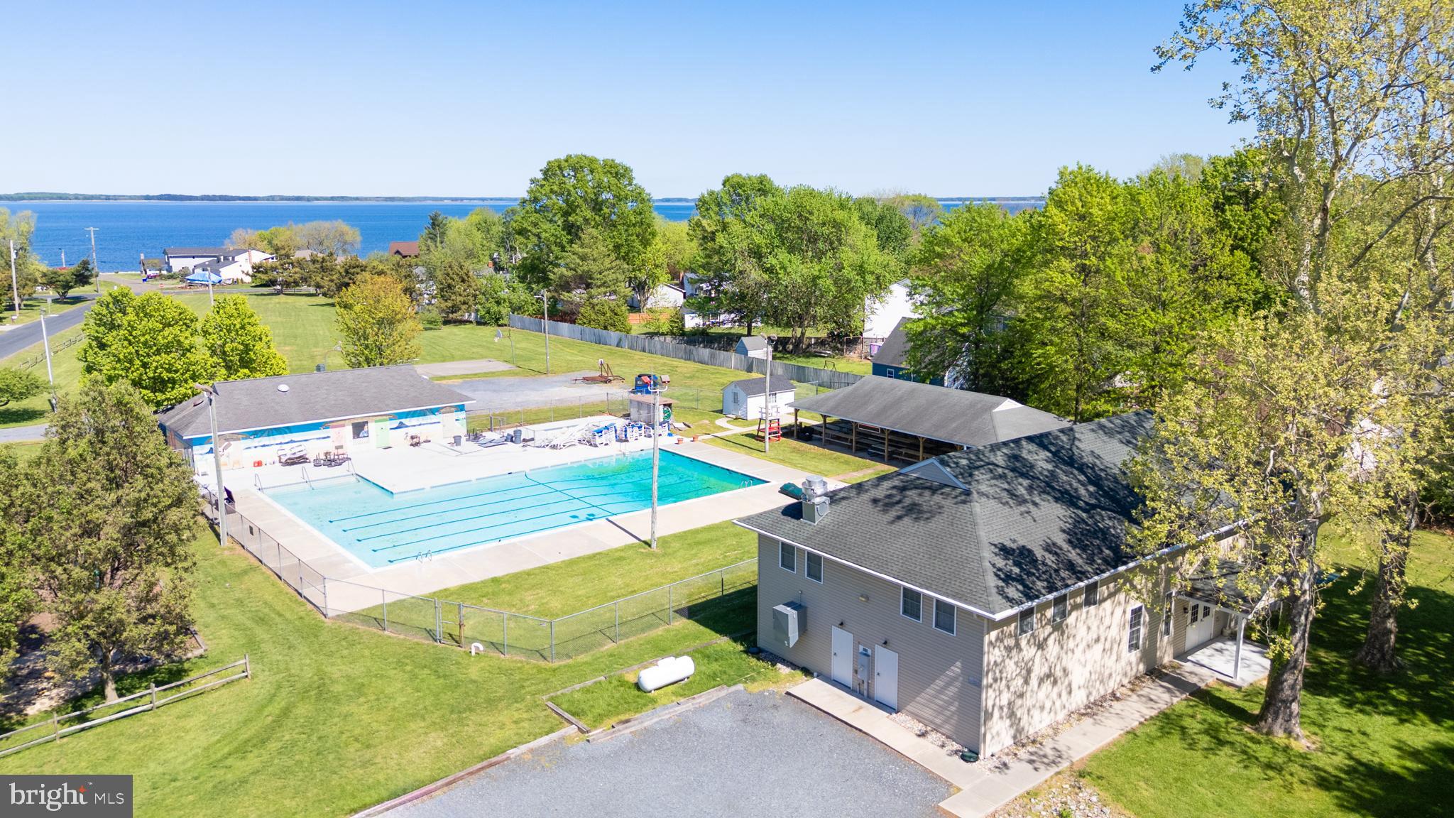 CLOVERFIELDS - Residential