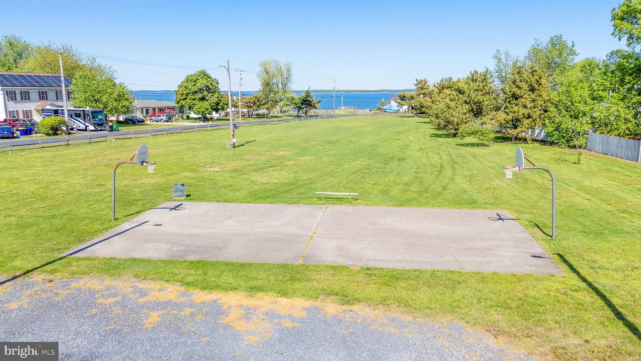 CLOVERFIELDS - Residential