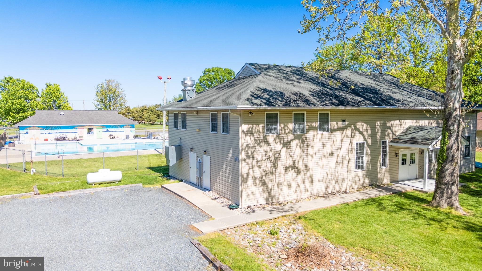 CLOVERFIELDS - Residential