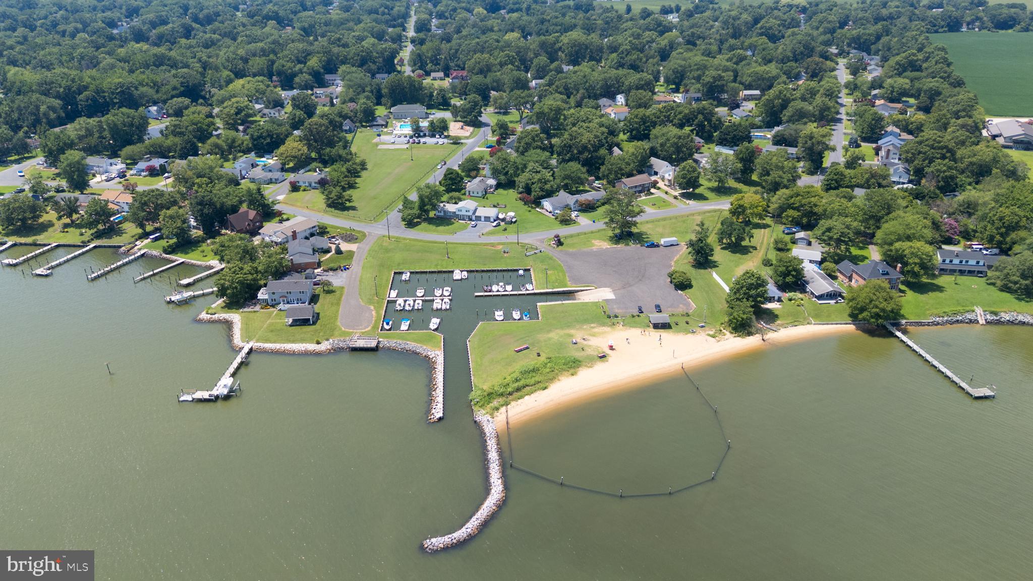 CLOVERFIELDS - Residential