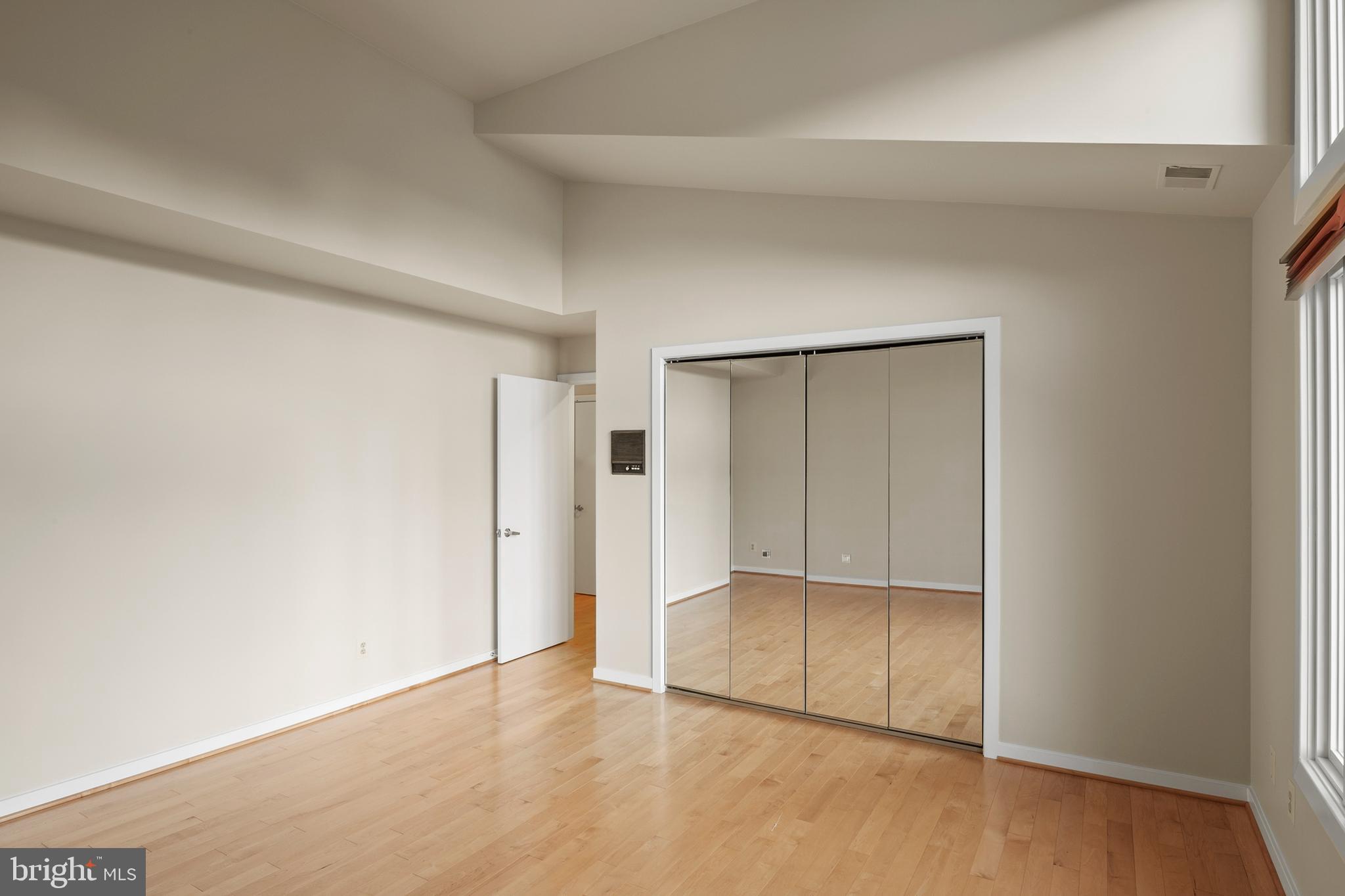 CHESAPEAKE HARBOUR - Residential