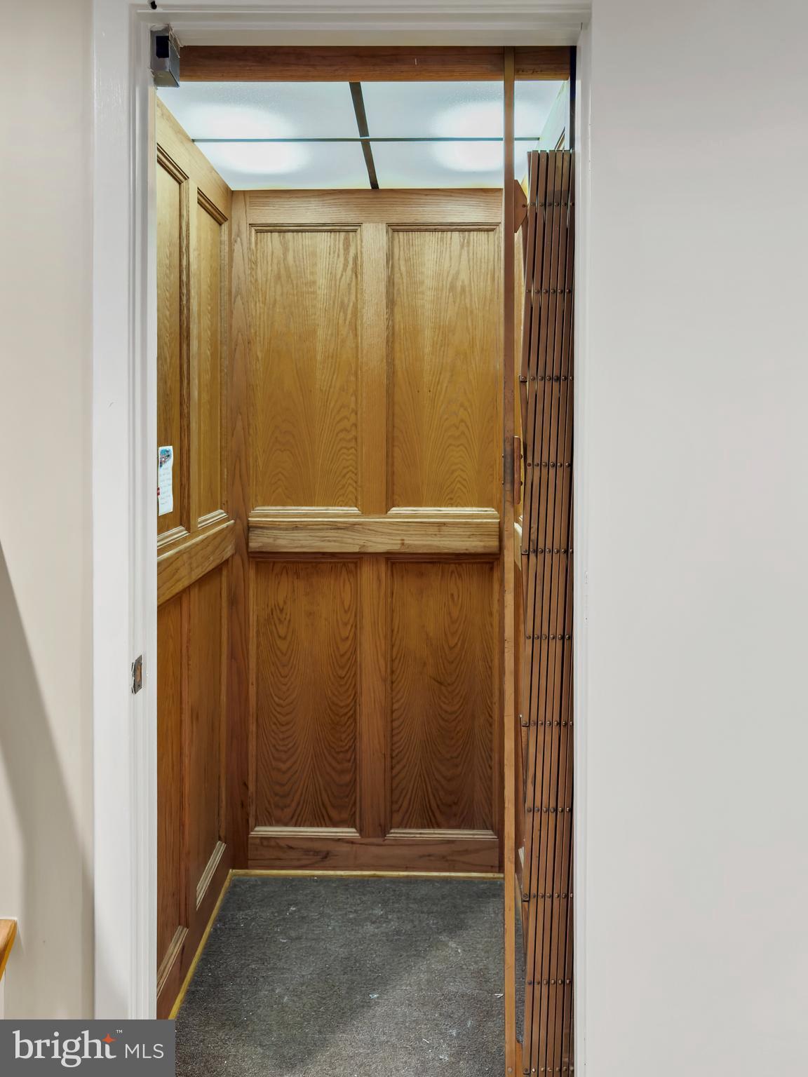 CHESAPEAKE HARBOUR - Residential