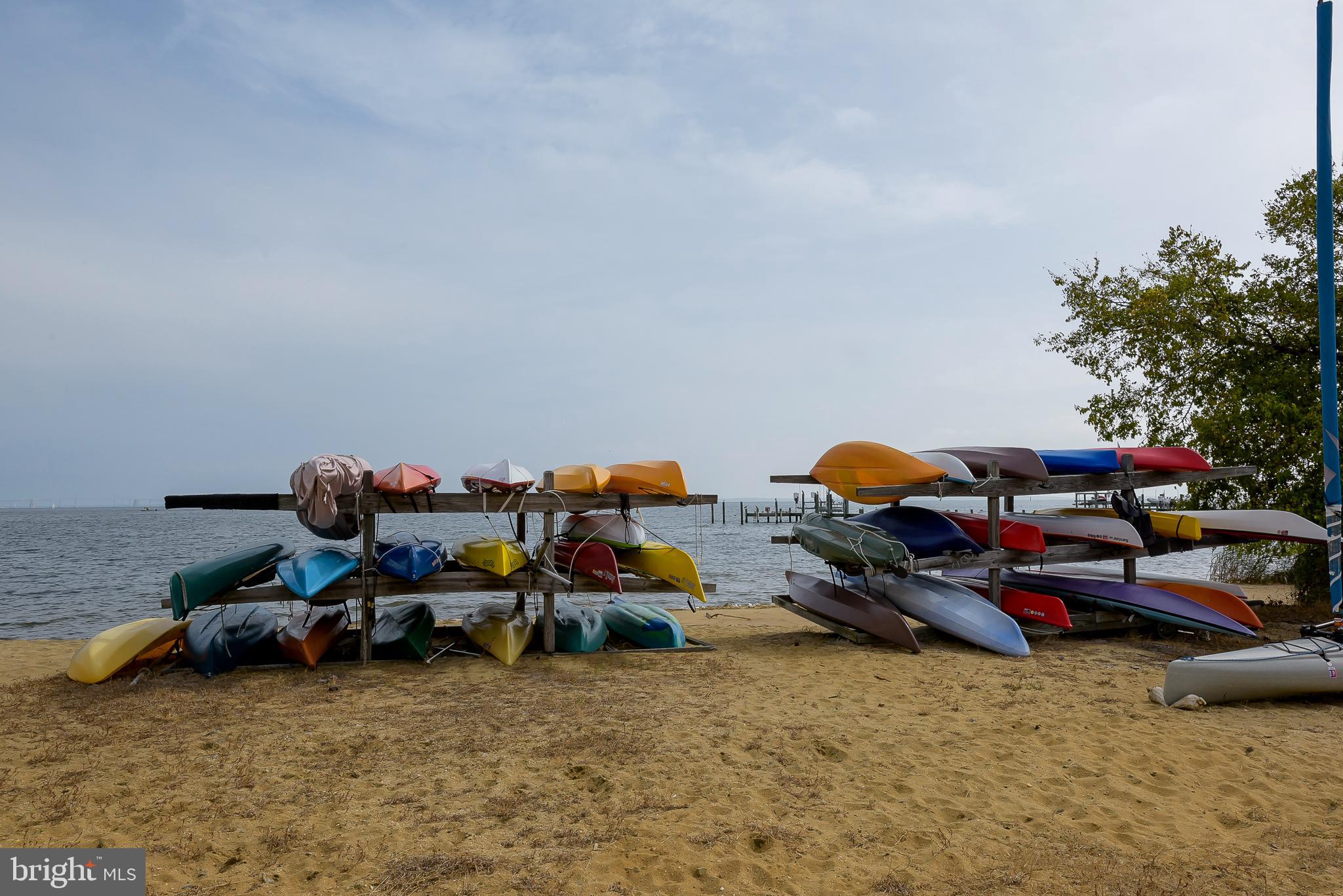 CHESAPEAKE HARBOUR - Residential