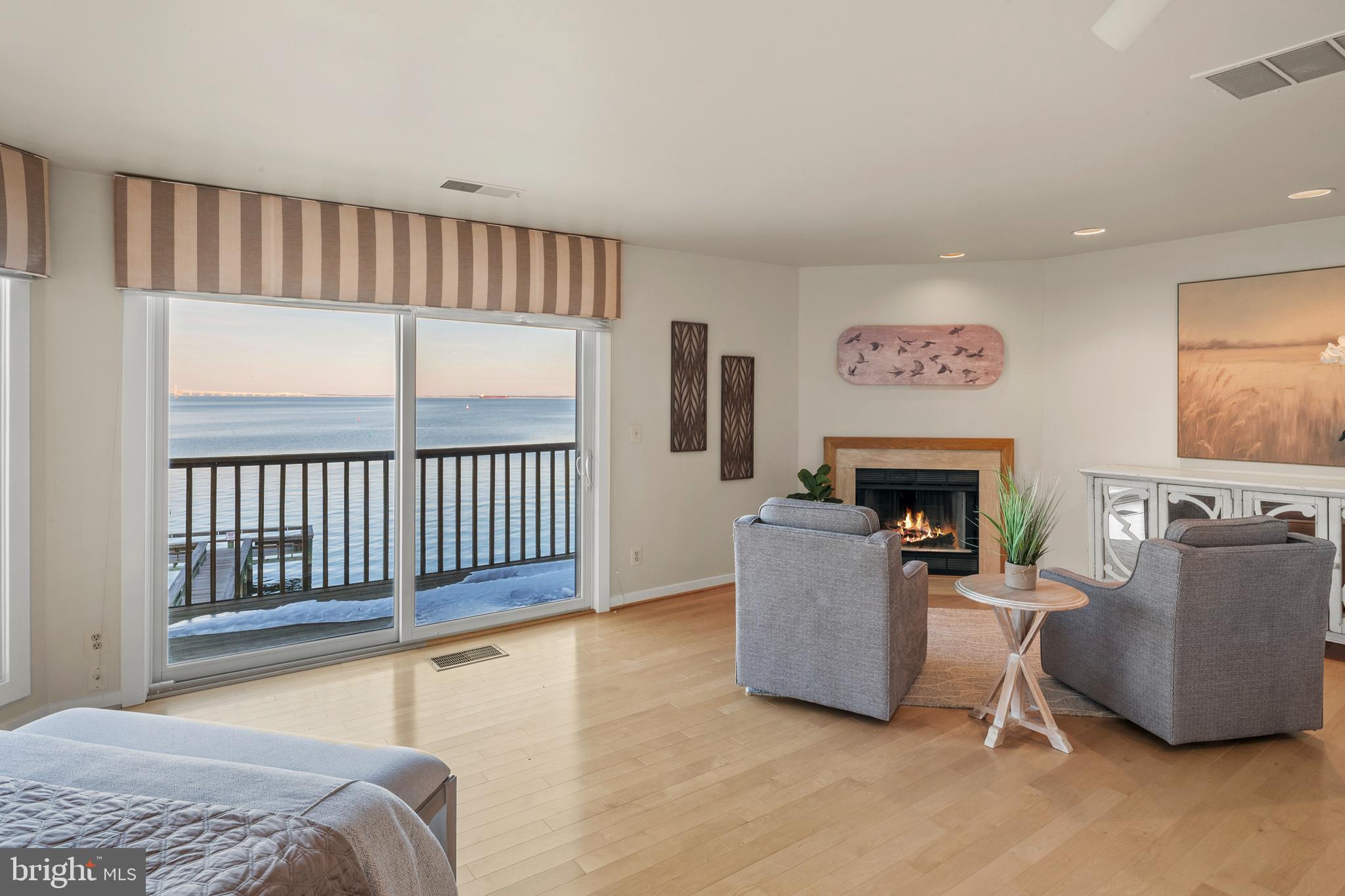 CHESAPEAKE HARBOUR - Residential