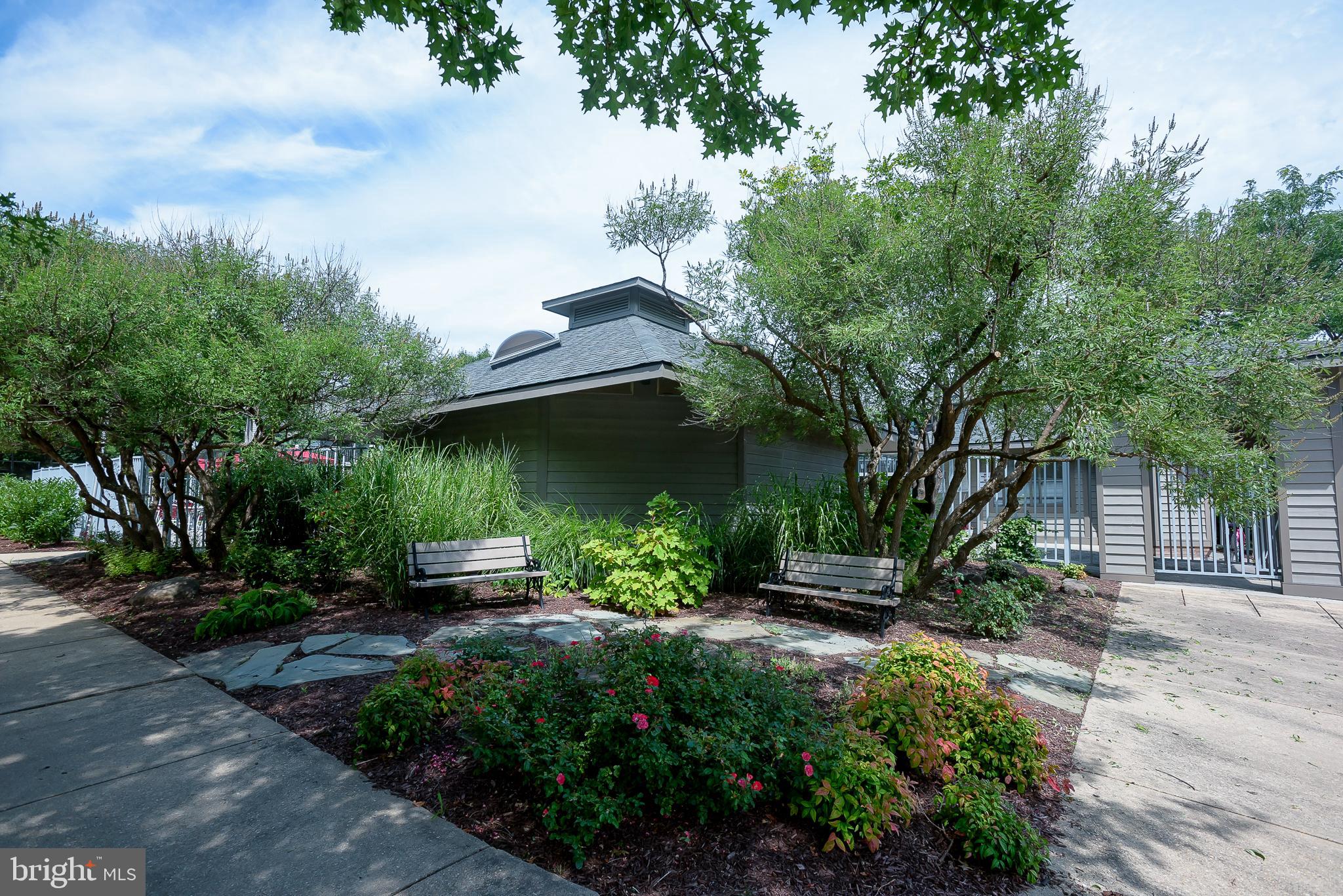 CHESAPEAKE HARBOUR - Residential