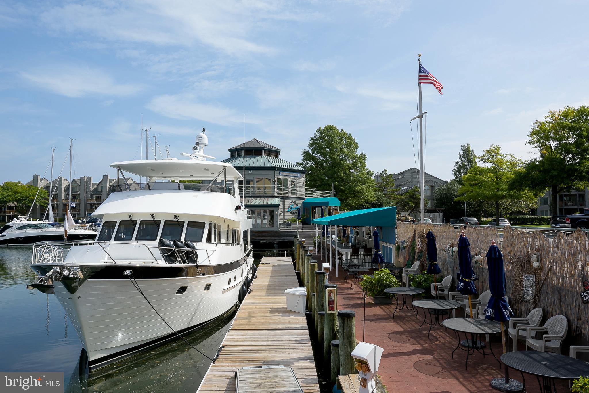CHESAPEAKE HARBOUR - Residential