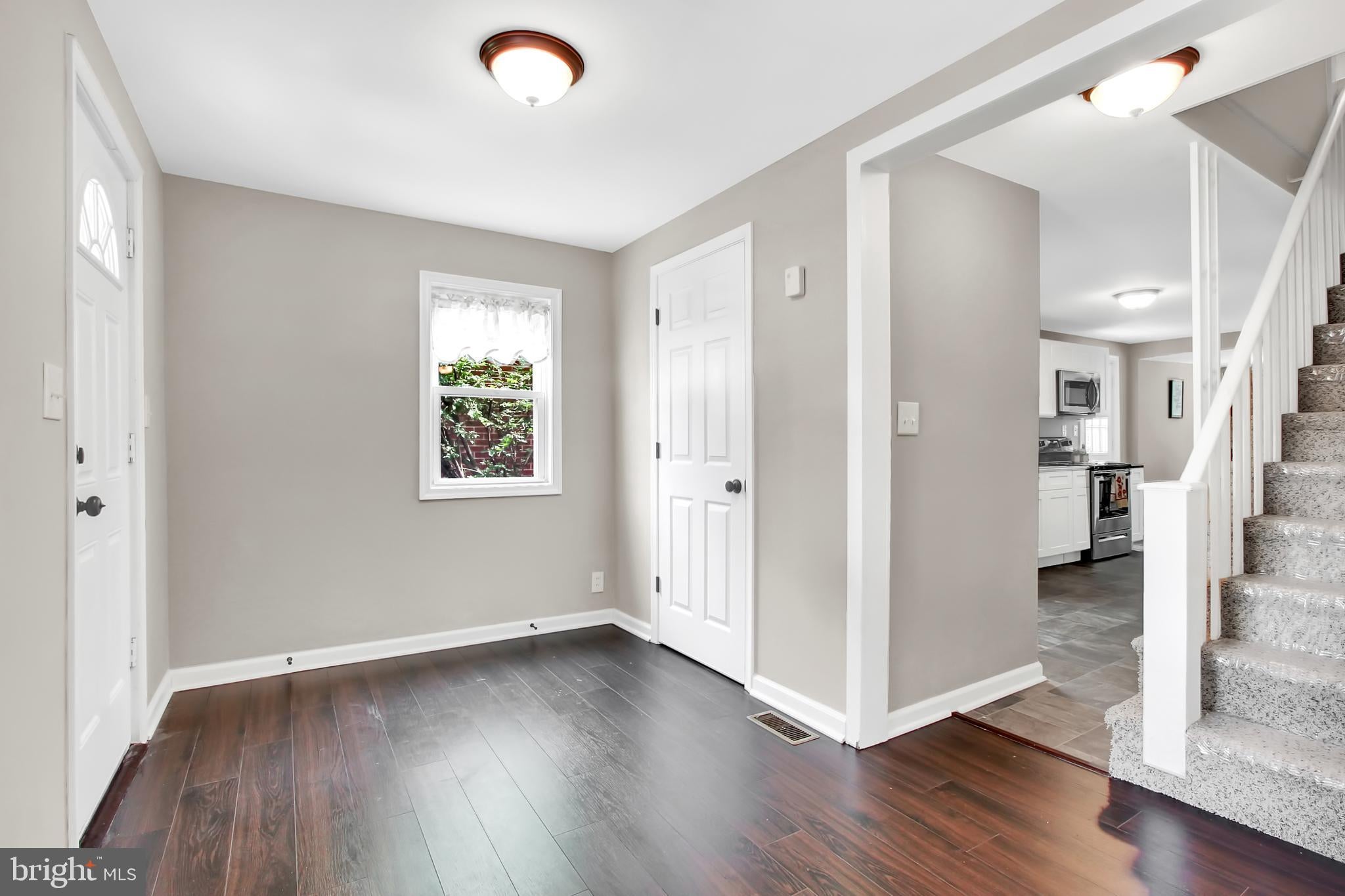 202 W FIFTH STREET