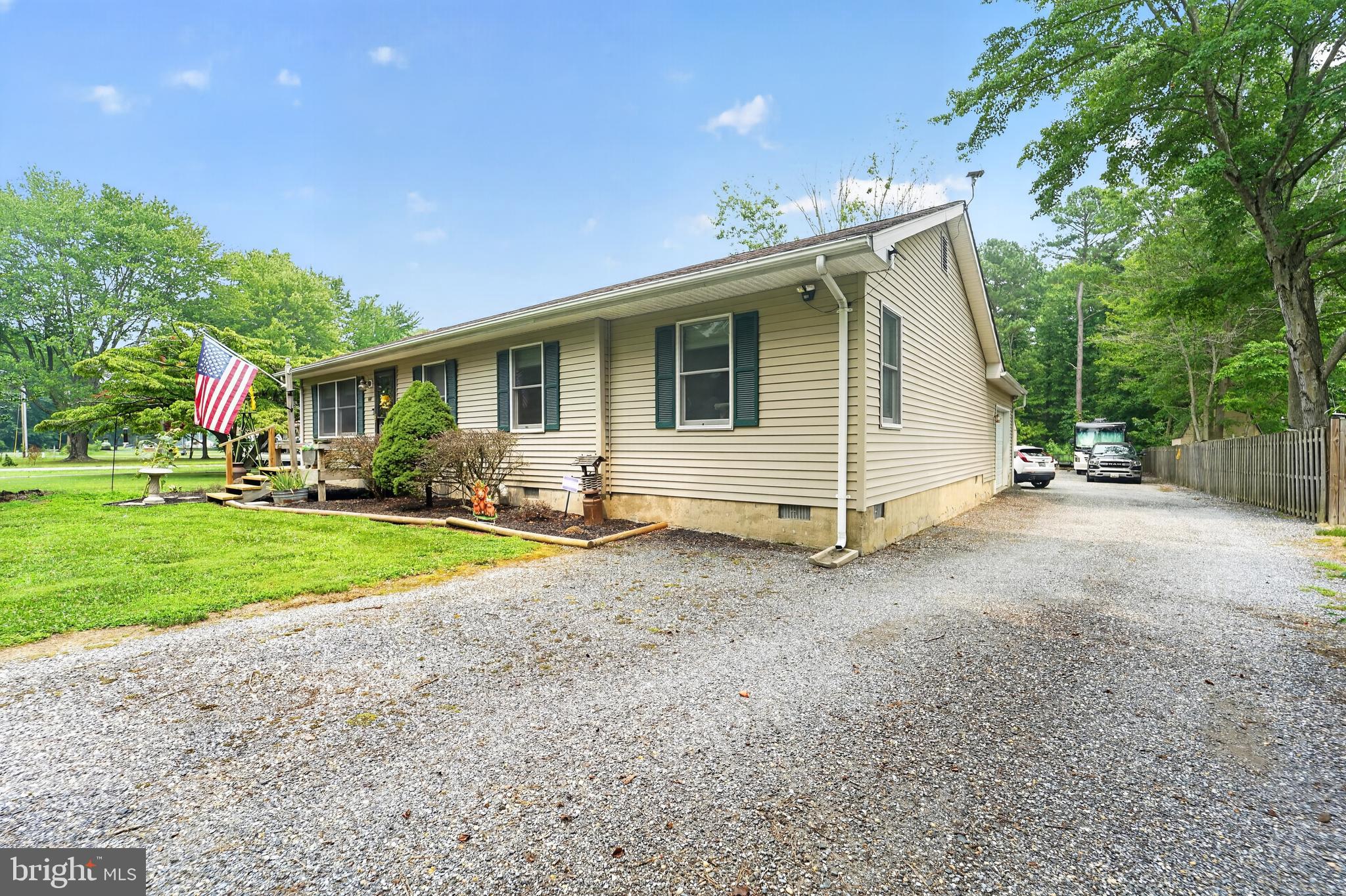 407 SAWMILL LANE
