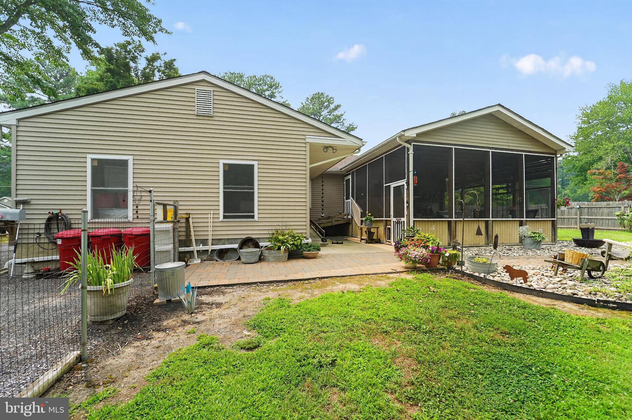 407 SAWMILL LANE