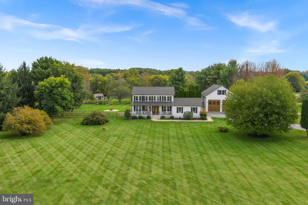 Photo of 16486 Purcellville Road, PURCELLVILLE, VA 20132 (MLS # VALO2138502)