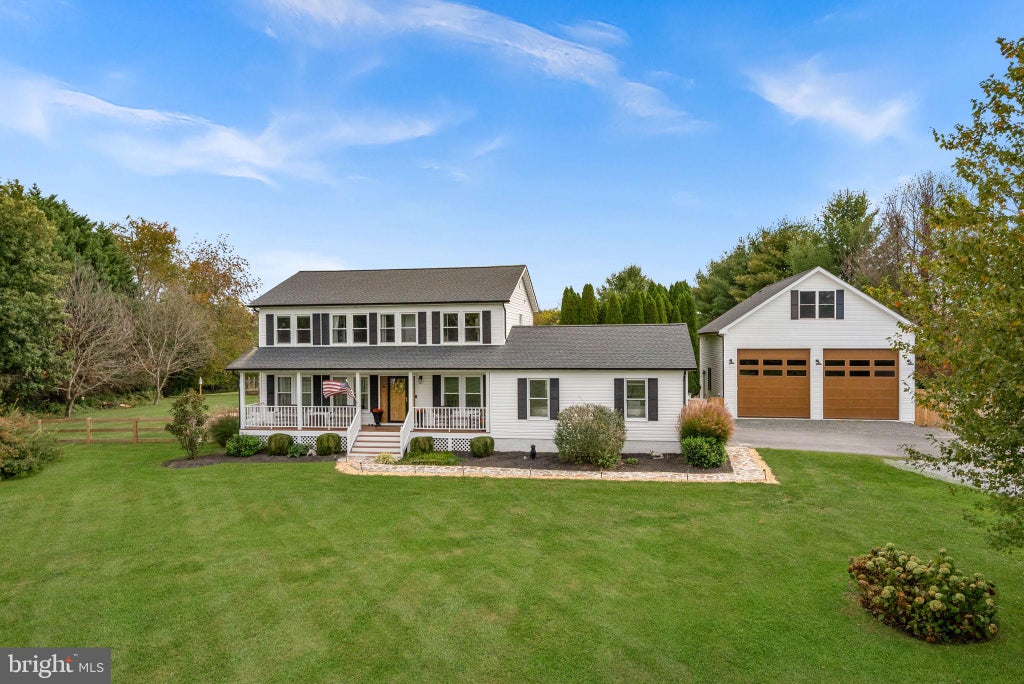 Photo of 16486 Purcellville Road, PURCELLVILLE, VA 20132 (MLS # VALO2138502)