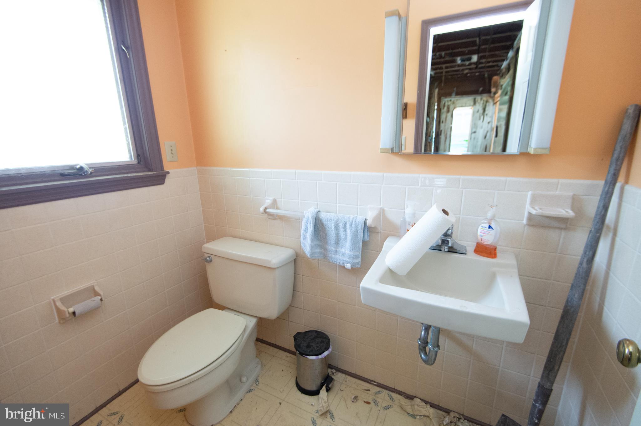 NECK DISTRICT - Residential