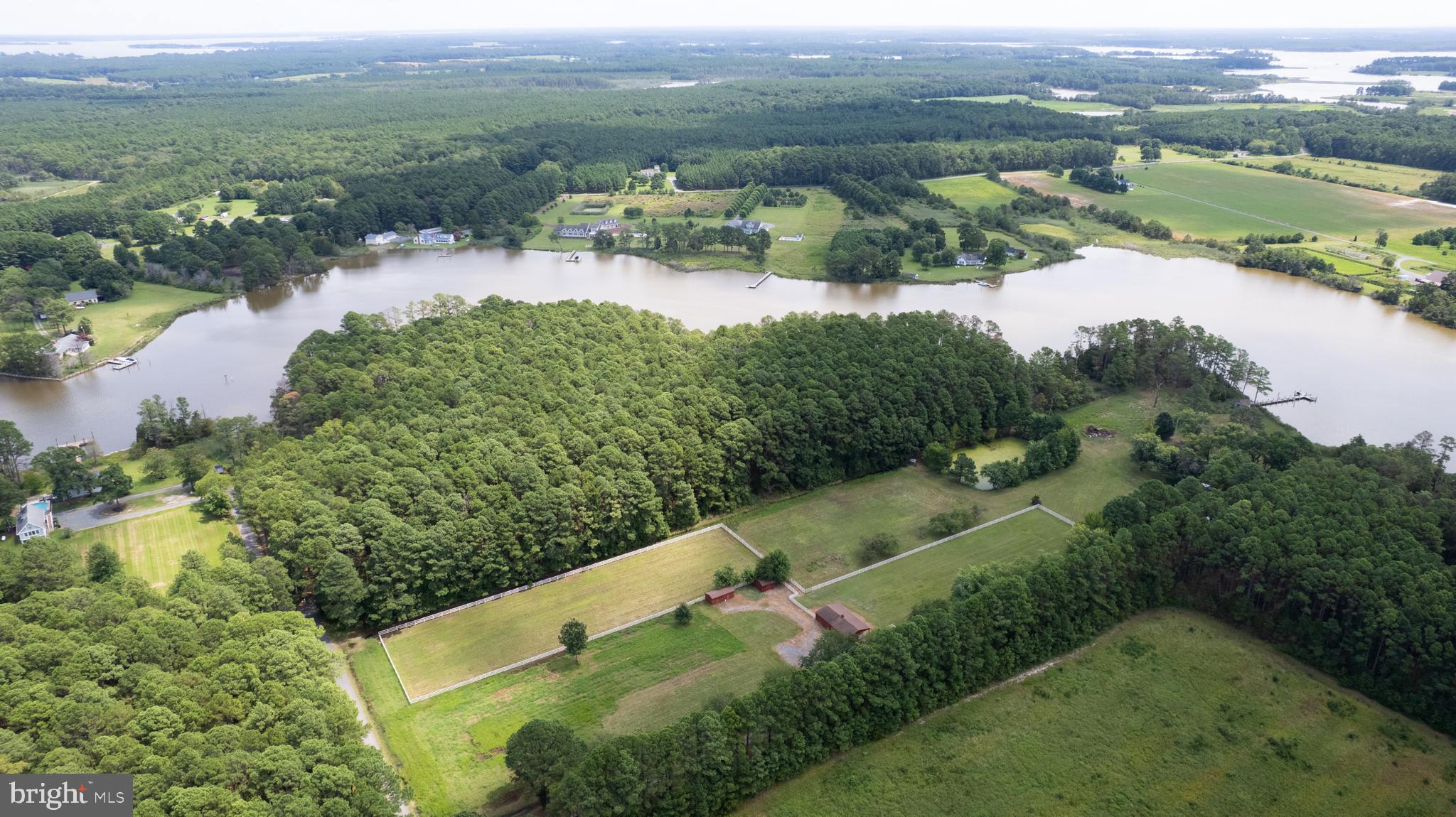 NECK DISTRICT - Residential