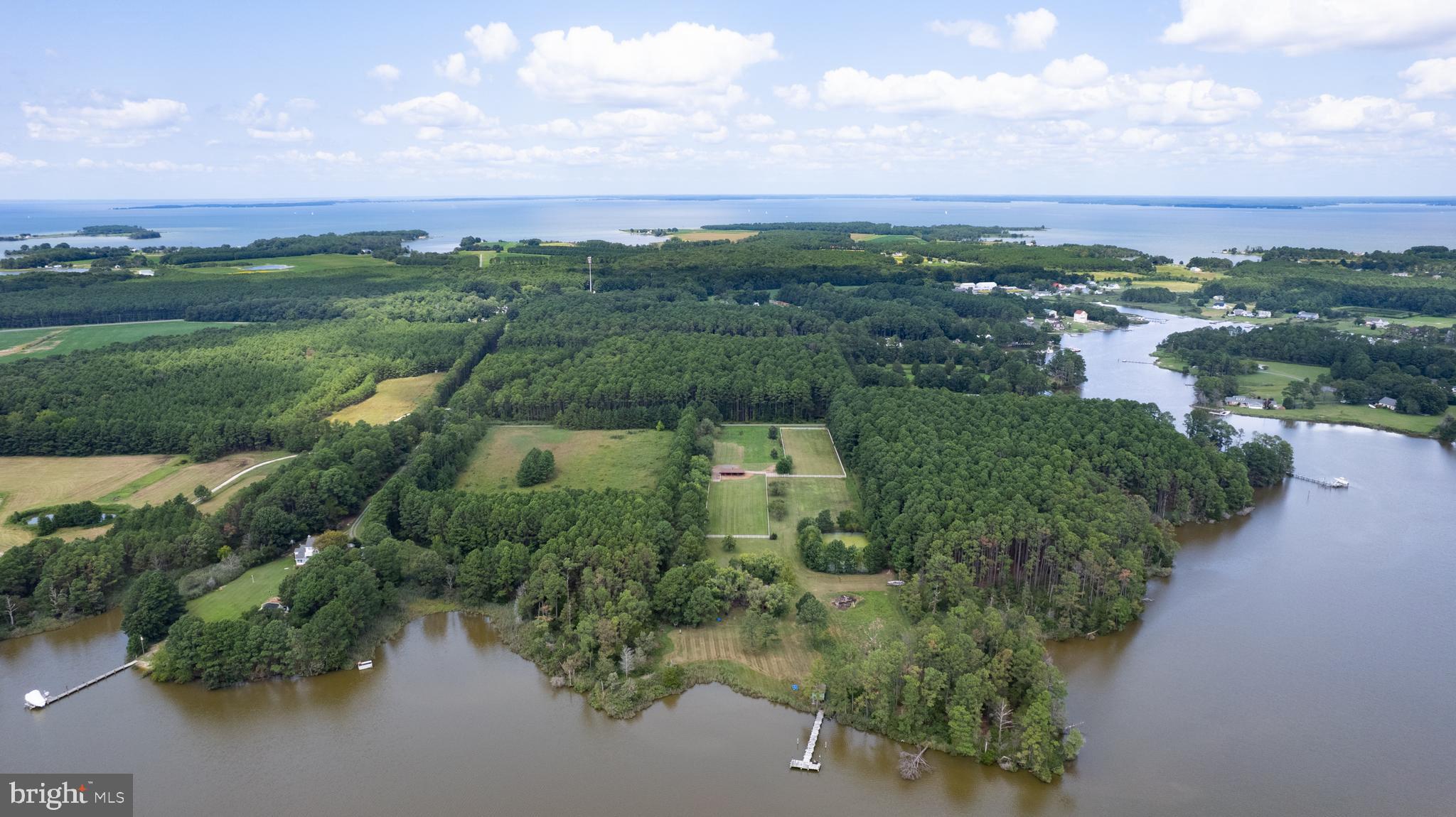 NECK DISTRICT - Residential