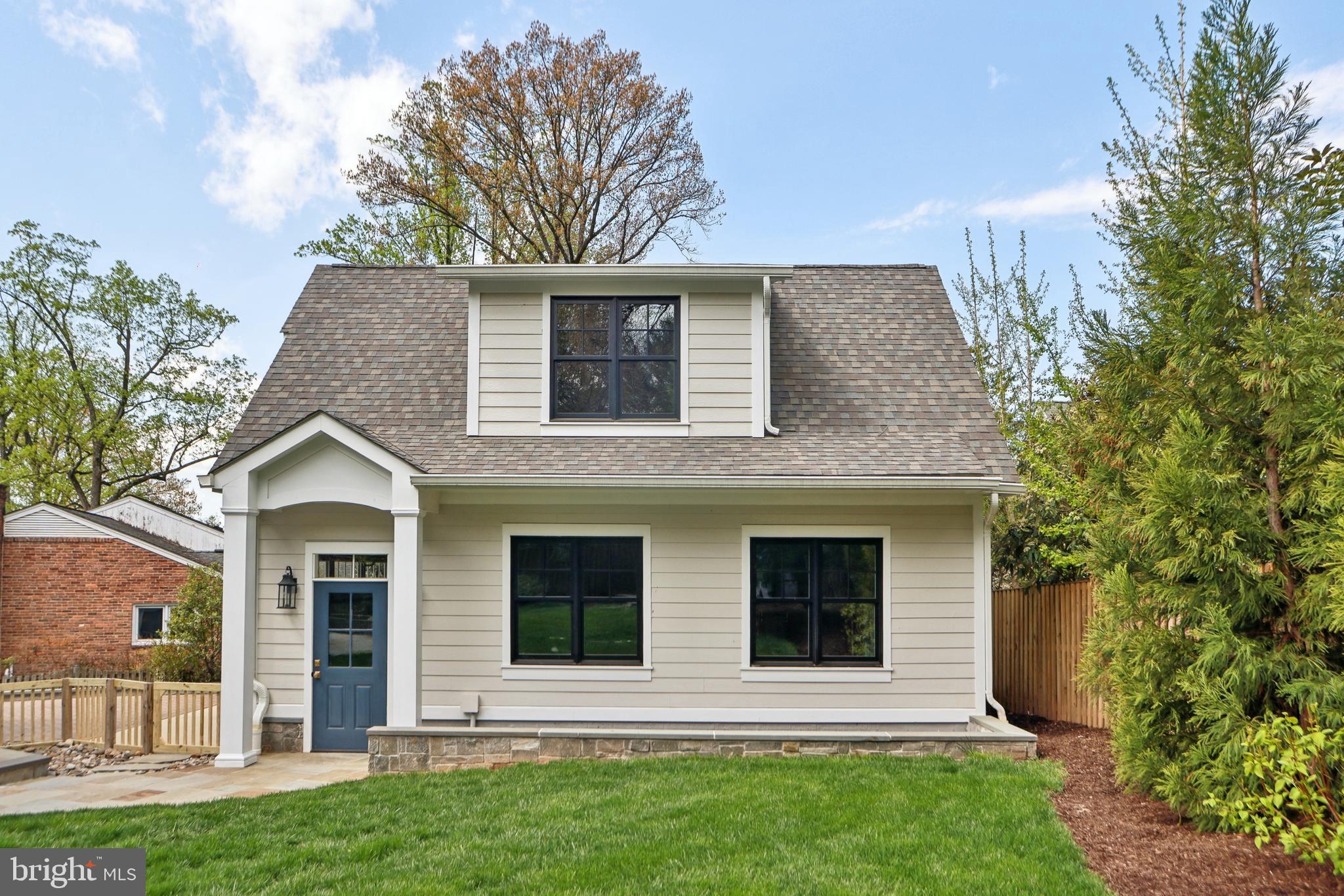 COUNTRY CLUB PARK - Residential