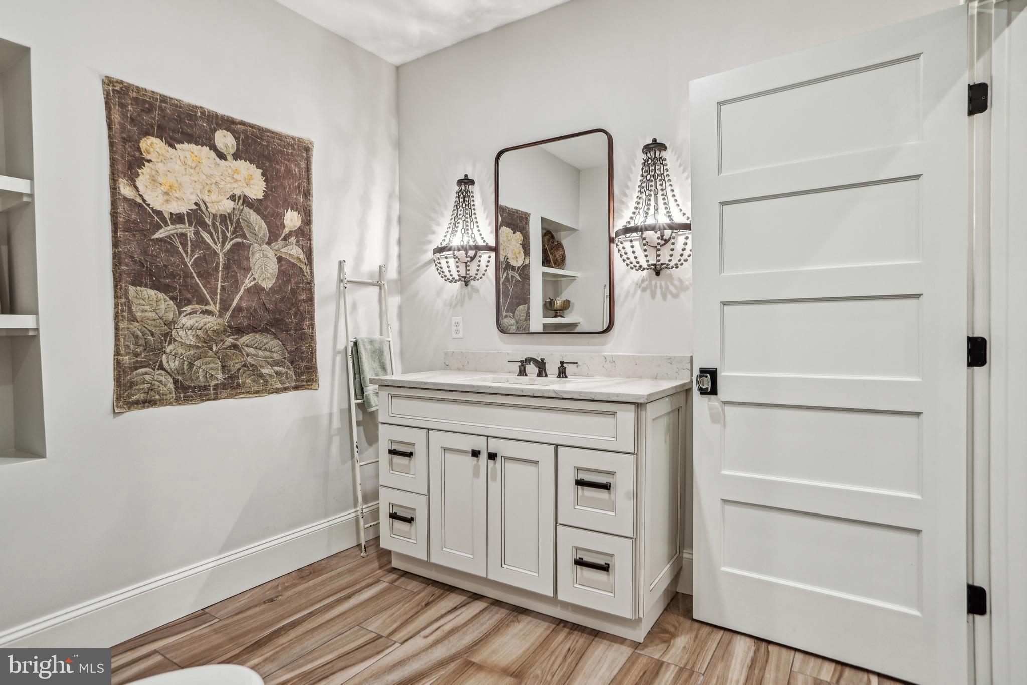 COUNTRY CLUB PARK - Residential