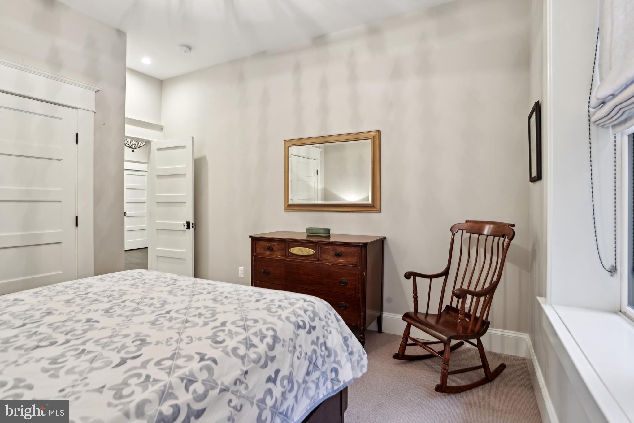 COUNTRY CLUB PARK - Residential