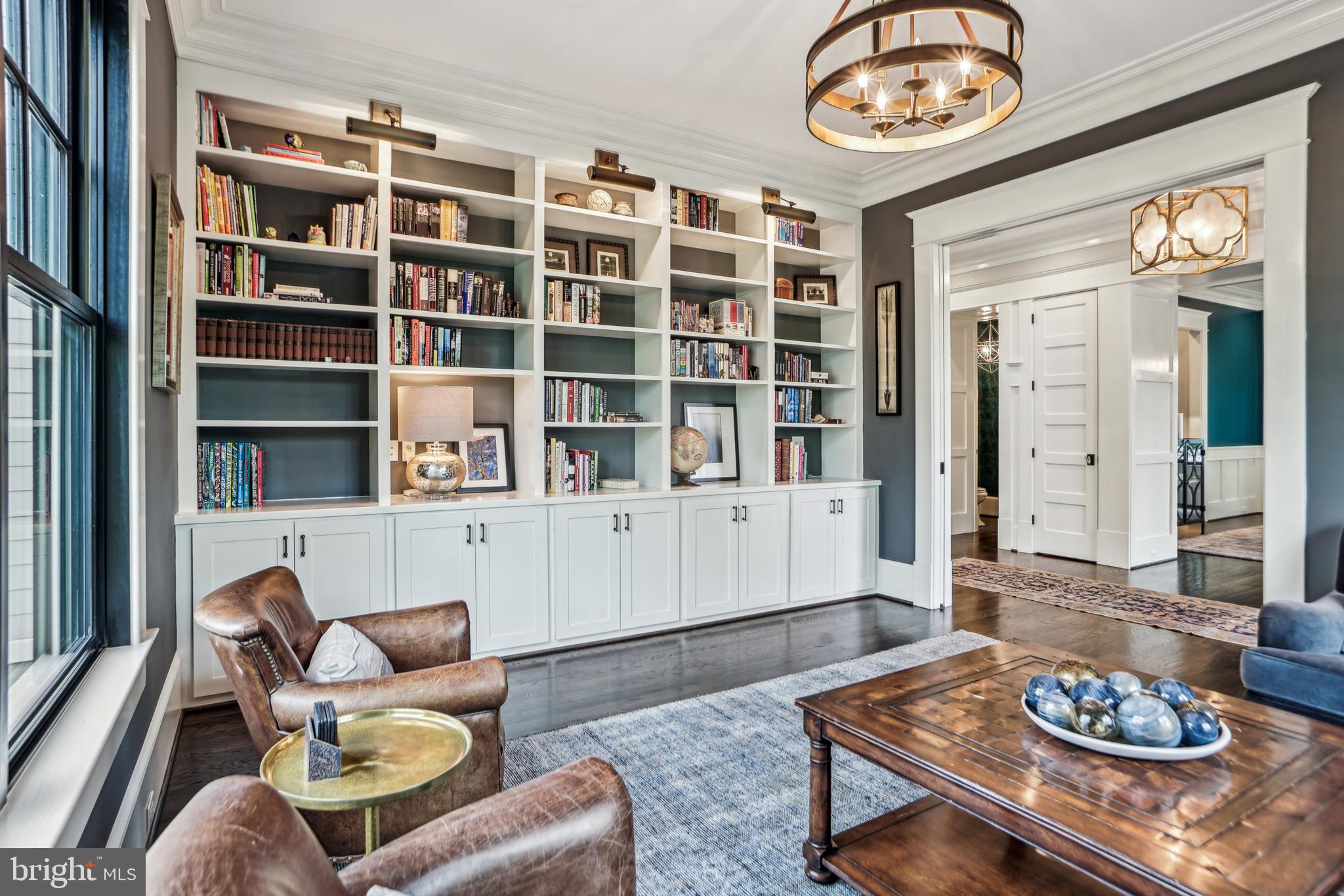 COUNTRY CLUB PARK - Residential