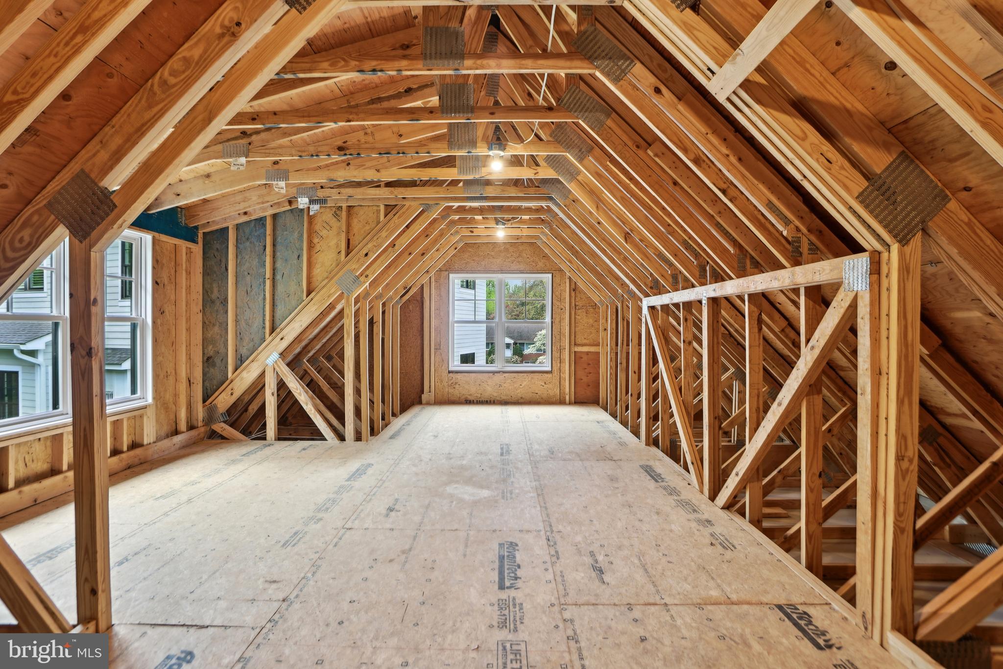 COUNTRY CLUB PARK - Residential