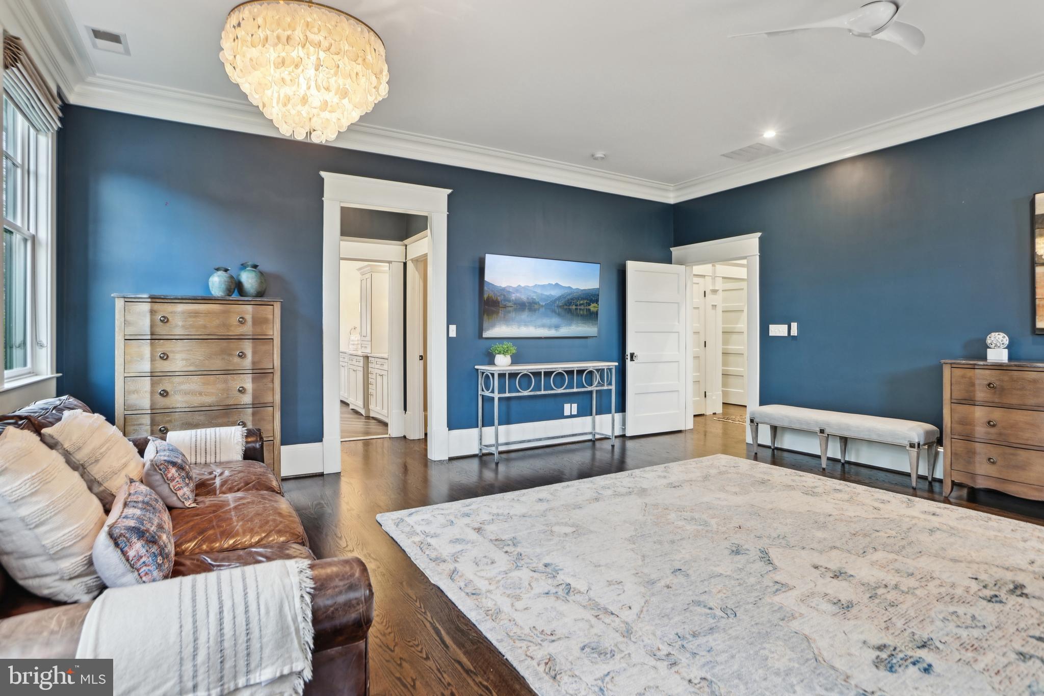 COUNTRY CLUB PARK - Residential