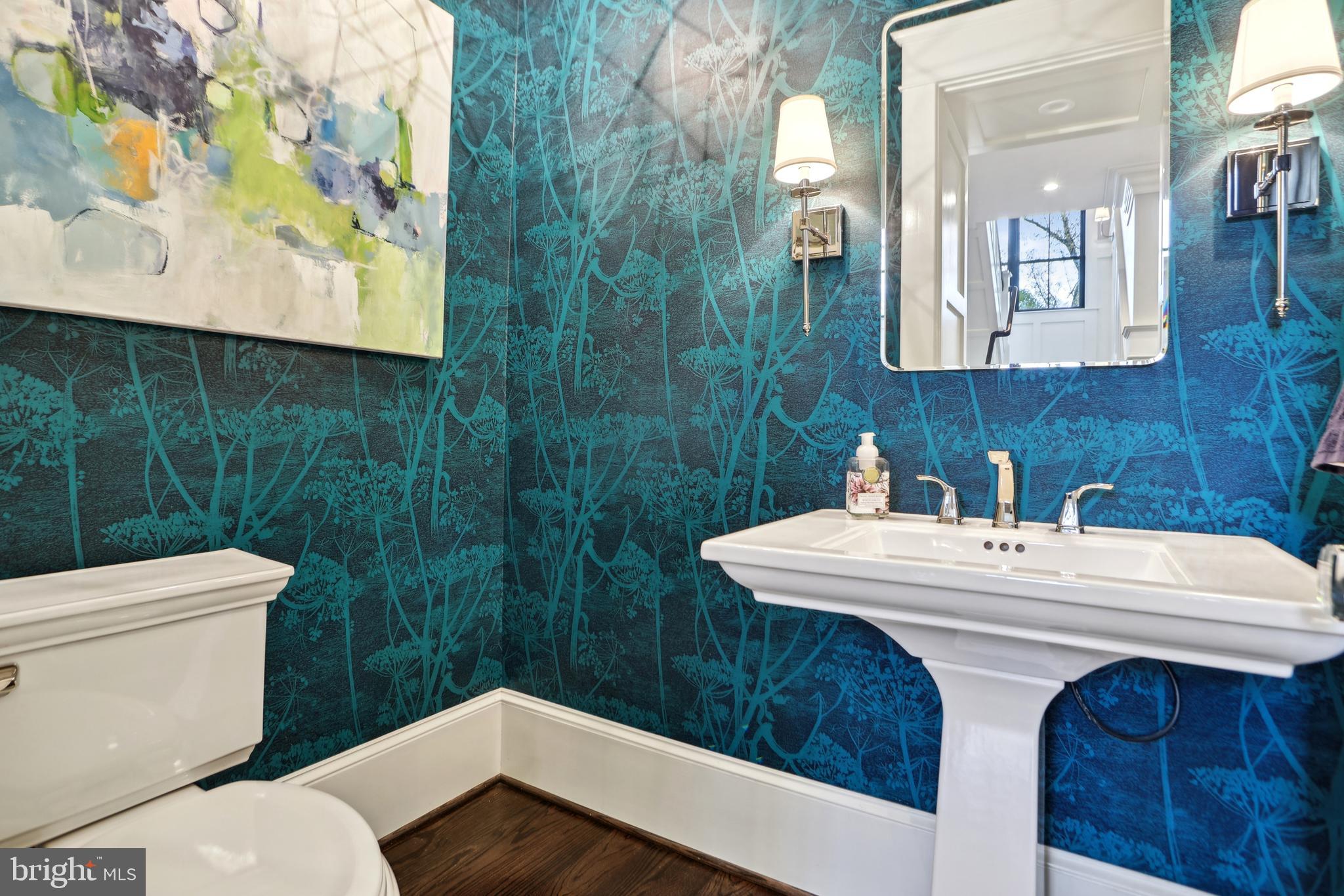 COUNTRY CLUB PARK - Residential