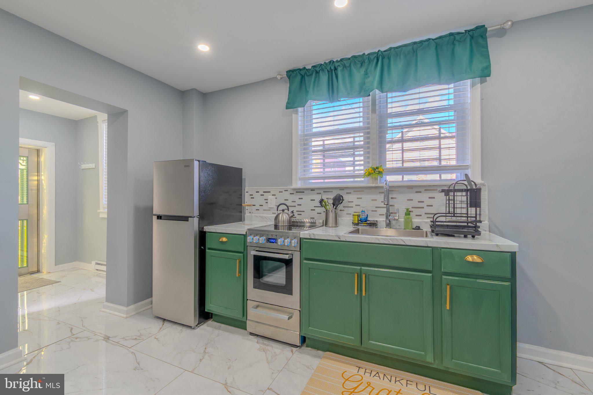 40 N CHESTER PIKE 1