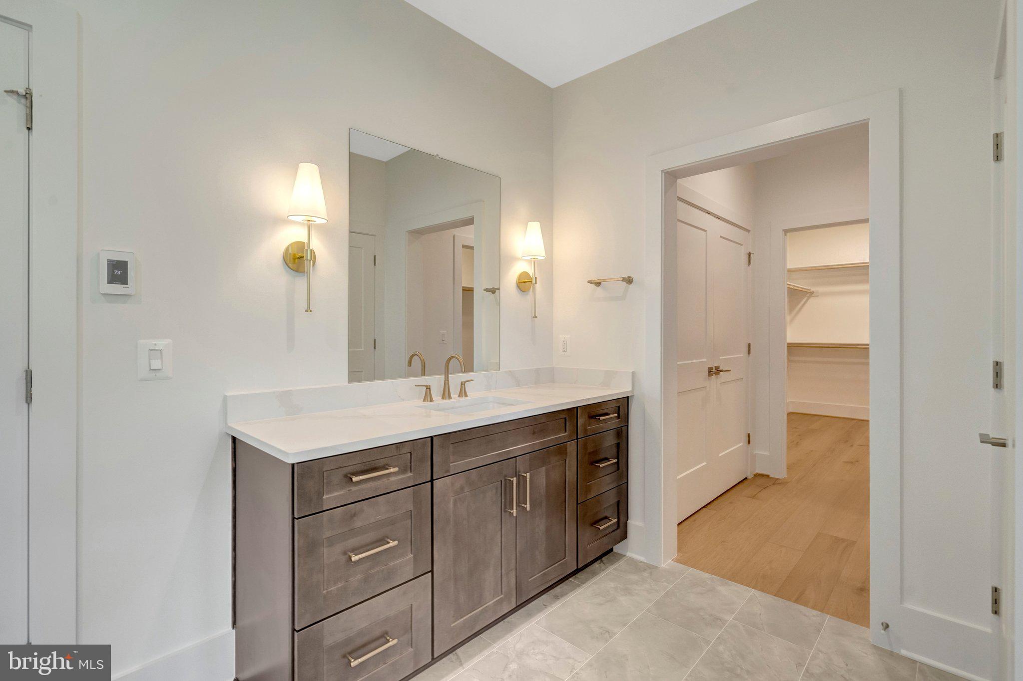 LEE FOREST - Residential