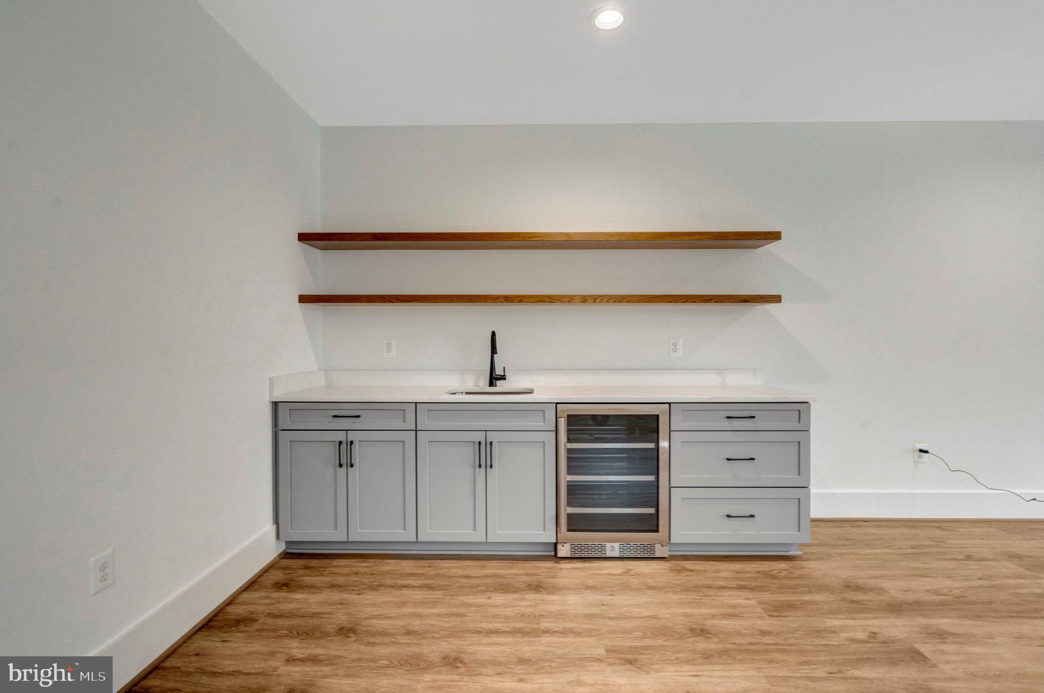 LEE FOREST - Residential