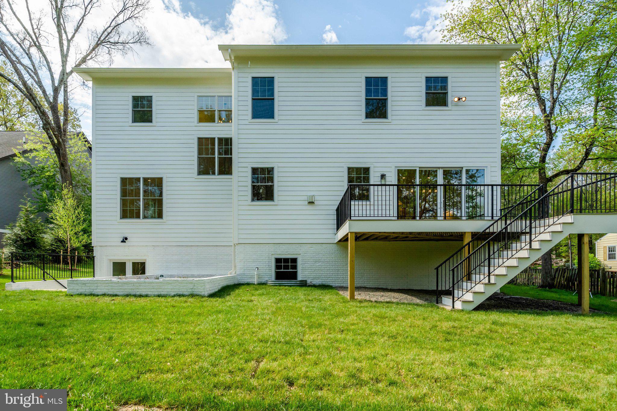 LEE FOREST - Residential