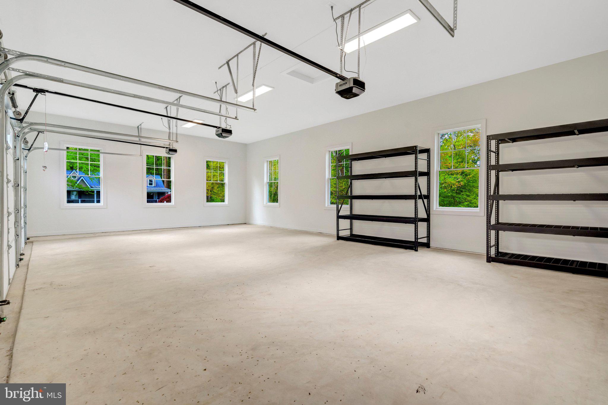 LEE FOREST - Residential