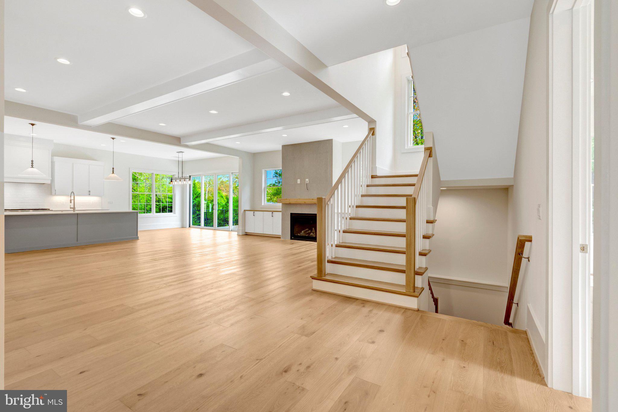 LEE FOREST - Residential