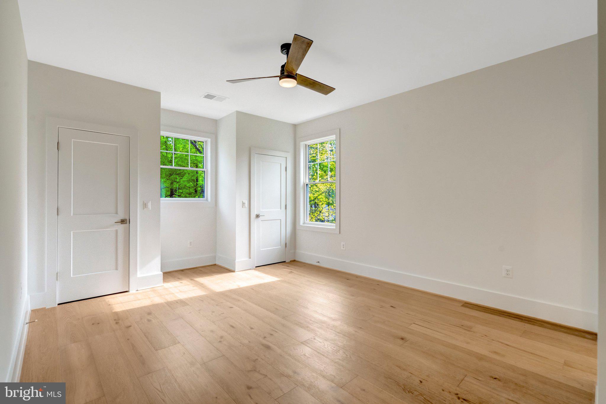 LEE FOREST - Residential