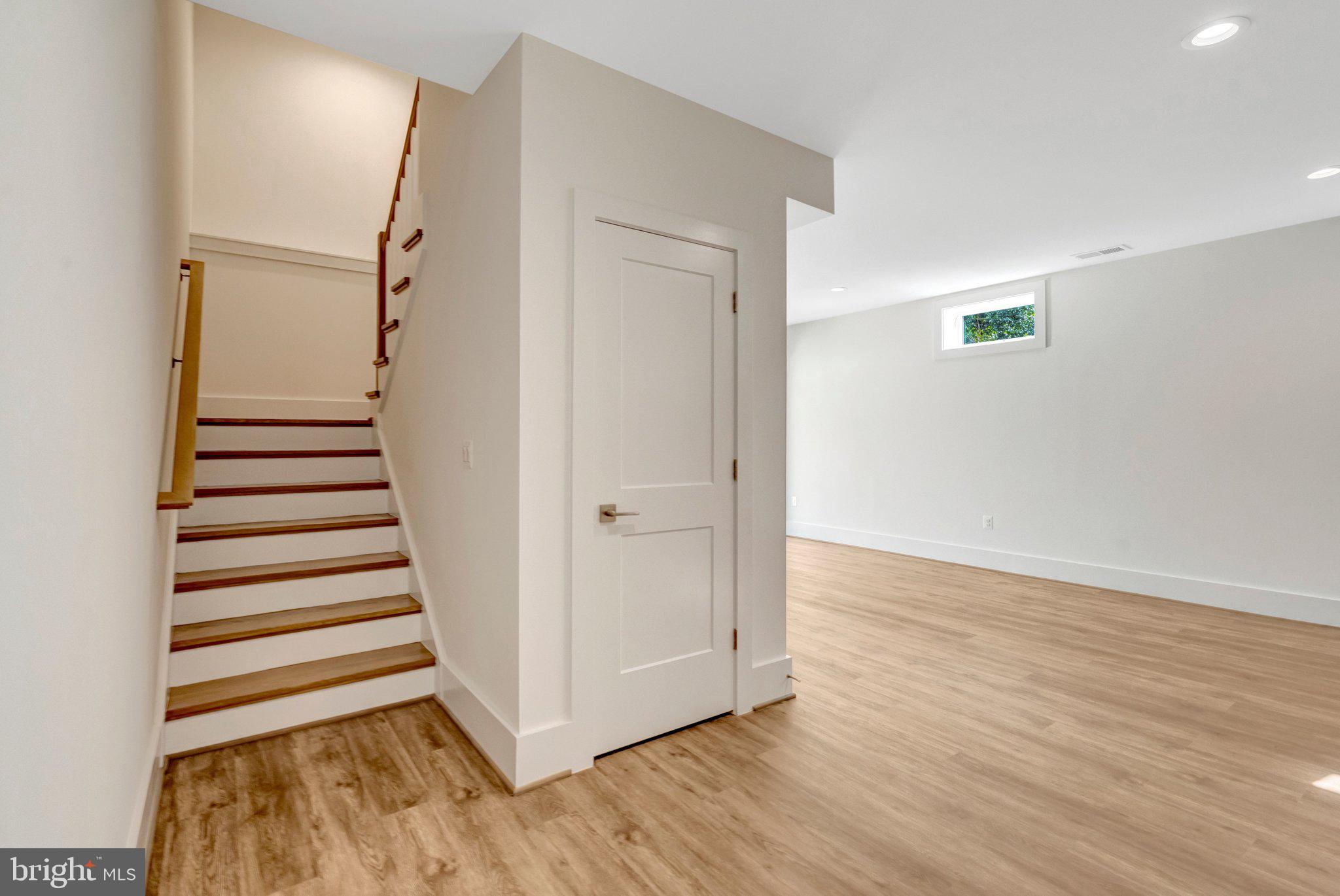 LEE FOREST - Residential