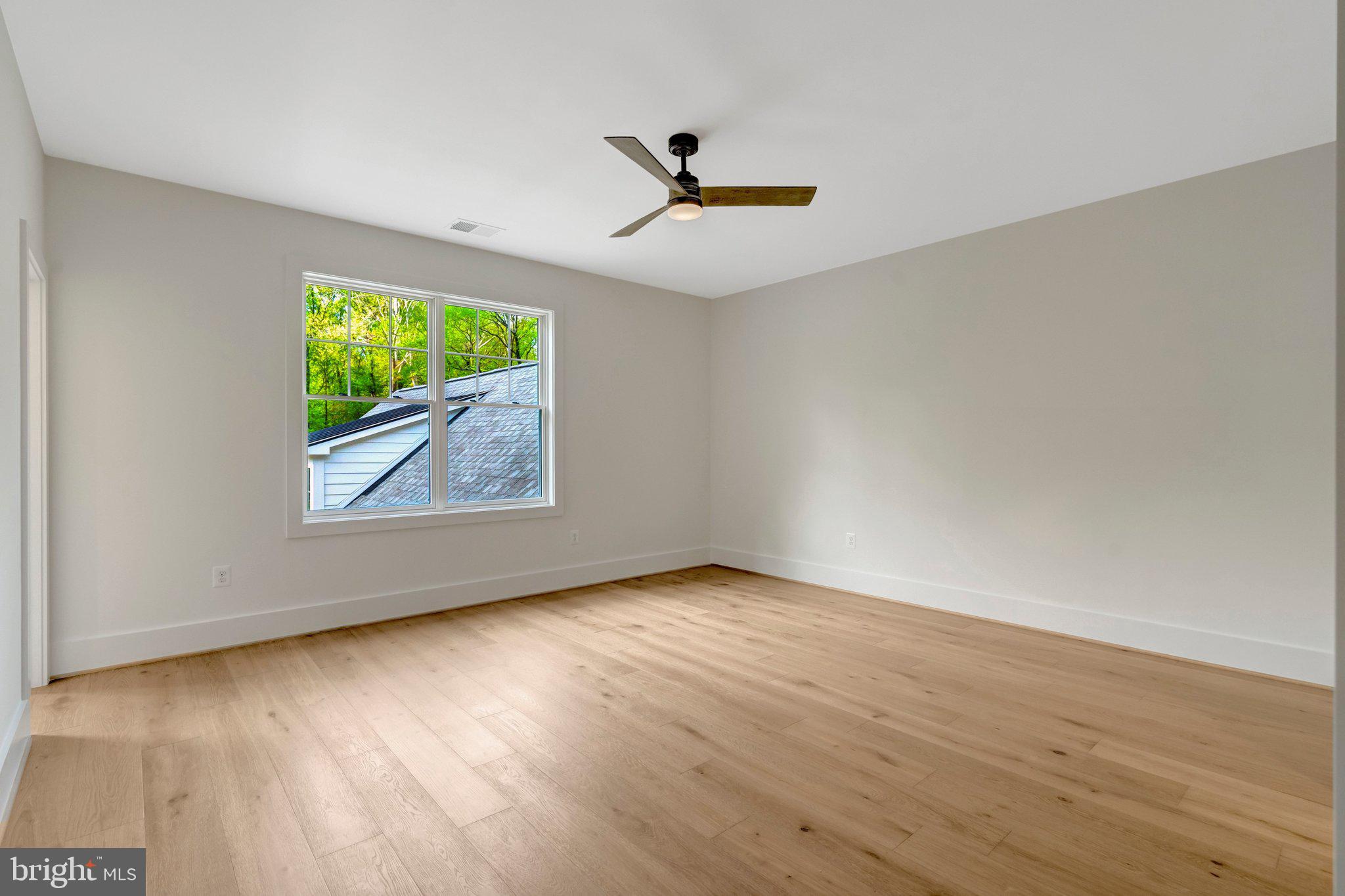 LEE FOREST - Residential