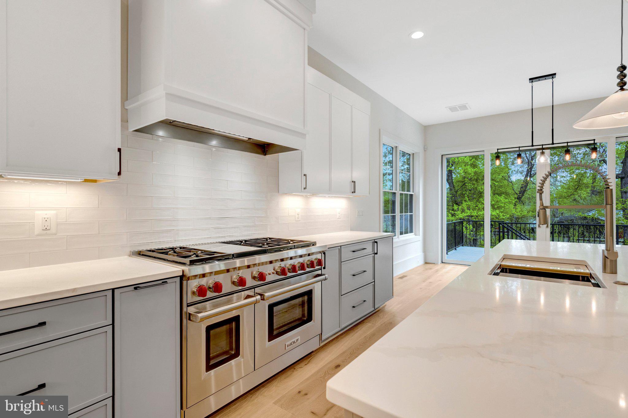 LEE FOREST - Residential