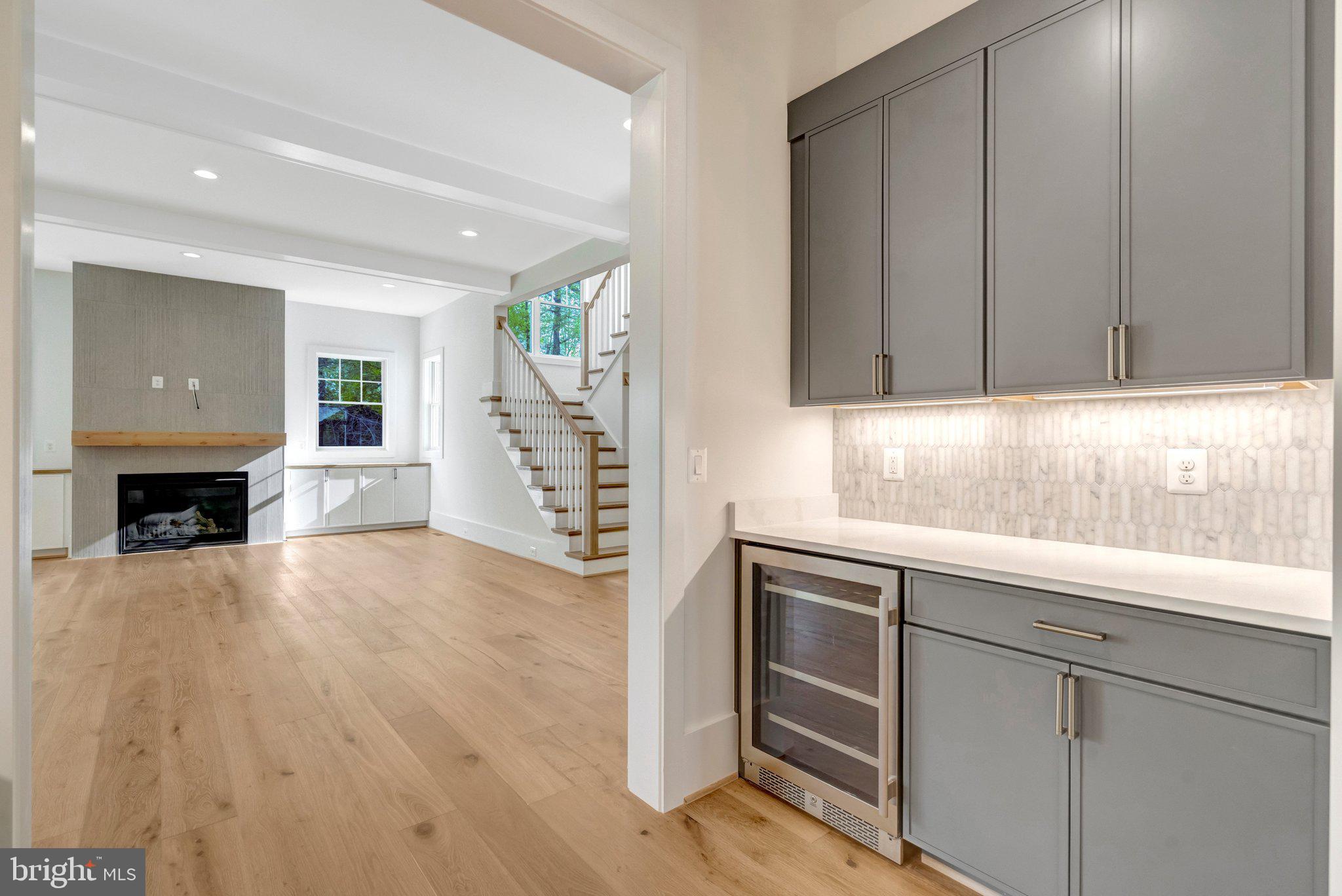 LEE FOREST - Residential